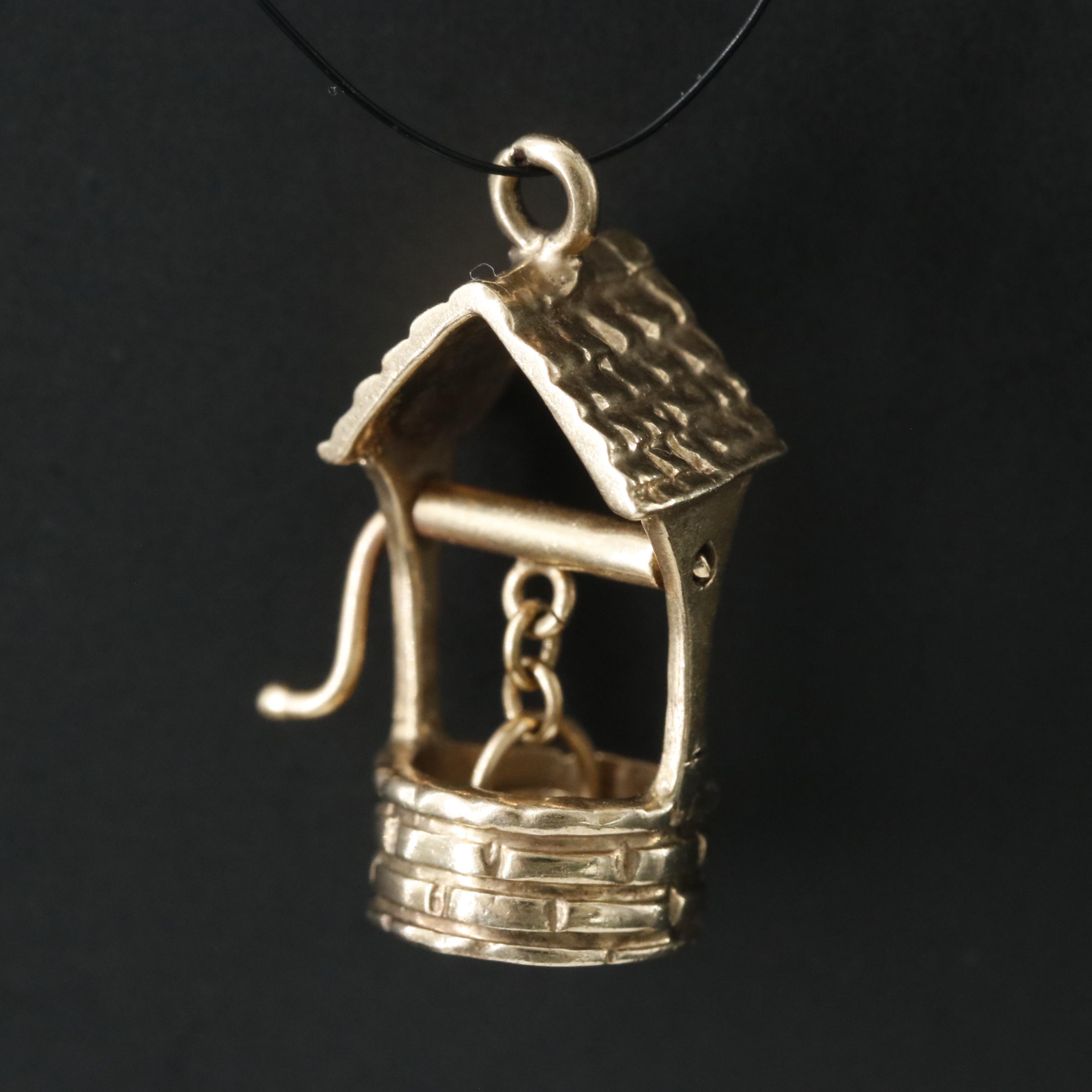 Vintage 10K Articulated Well Charm