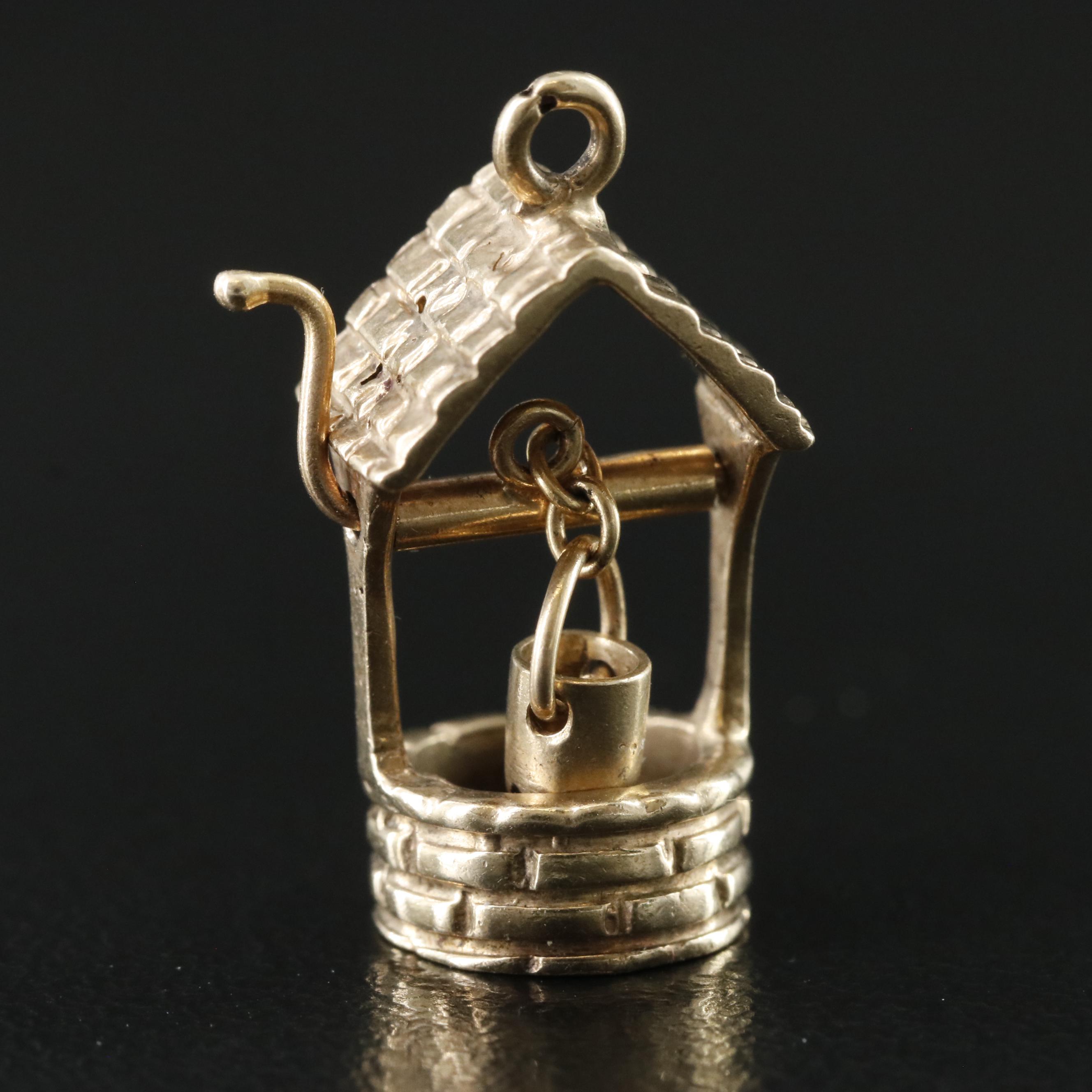 Vintage 10K Articulated Well Charm