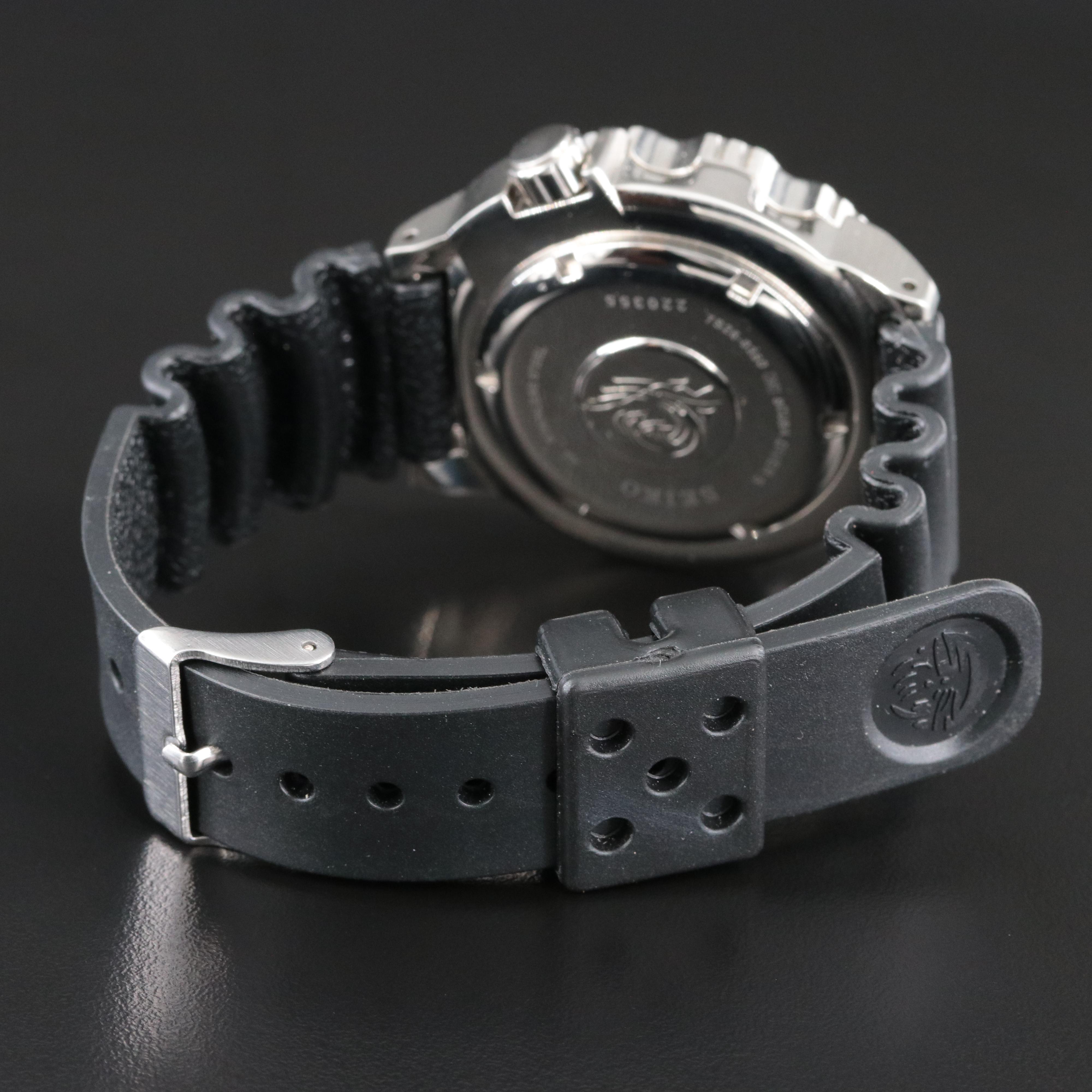 Seiko 200m Scuba Diver's Steel Day-Date Automatic Monster Green 7526-0350 Watch