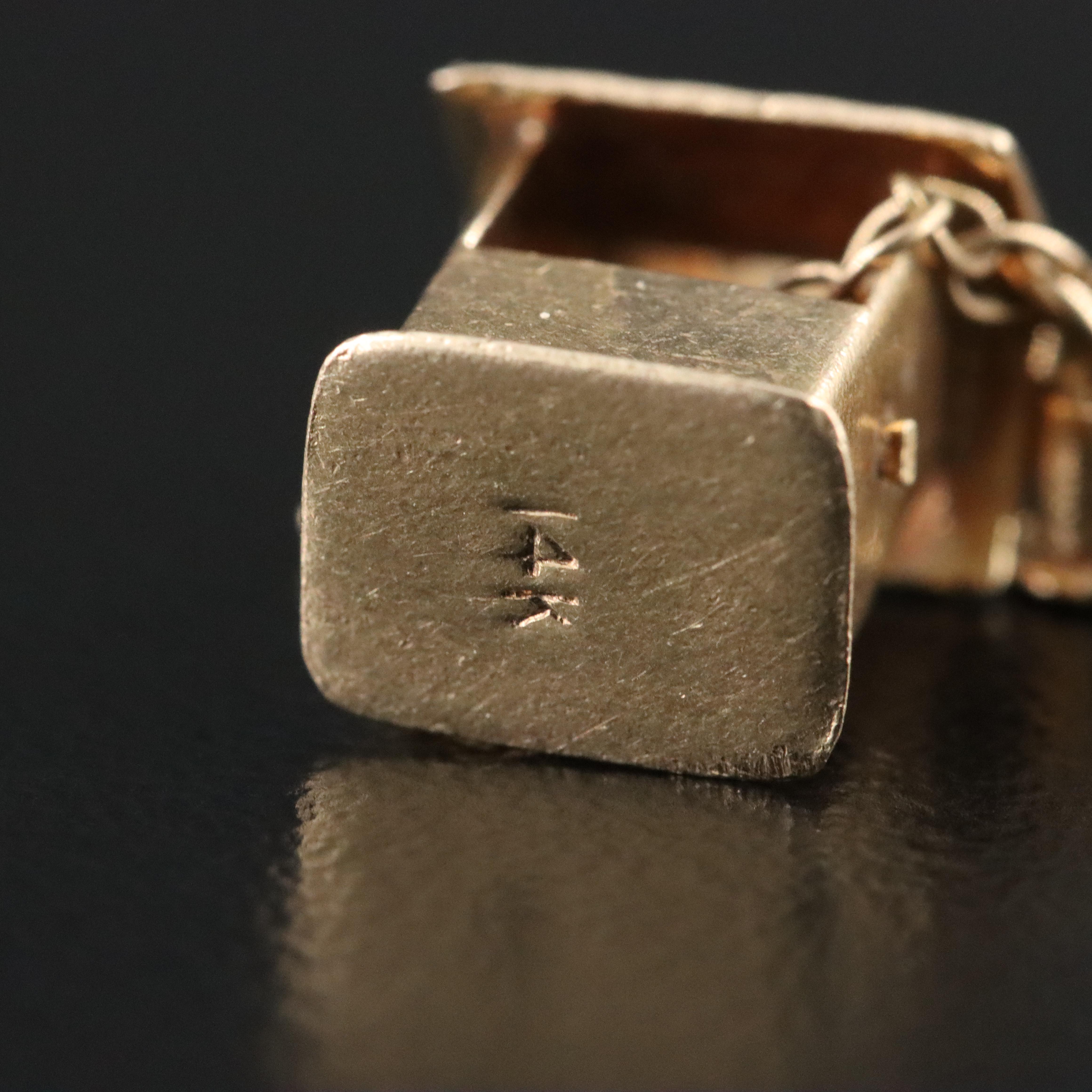 Vintage 14K Articulated Well Charm