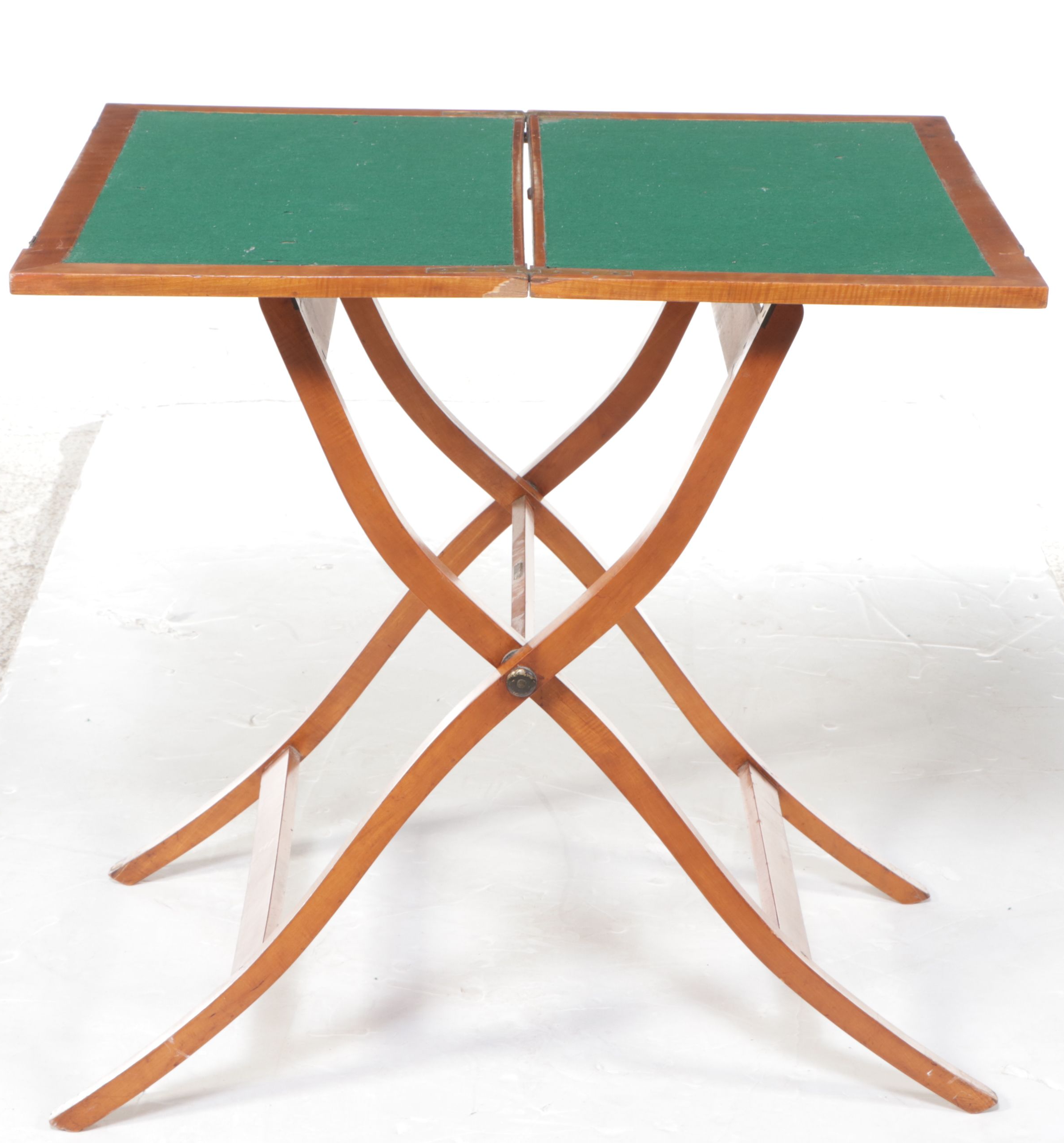 Wooden Butler's Folding Silver Polishing Table