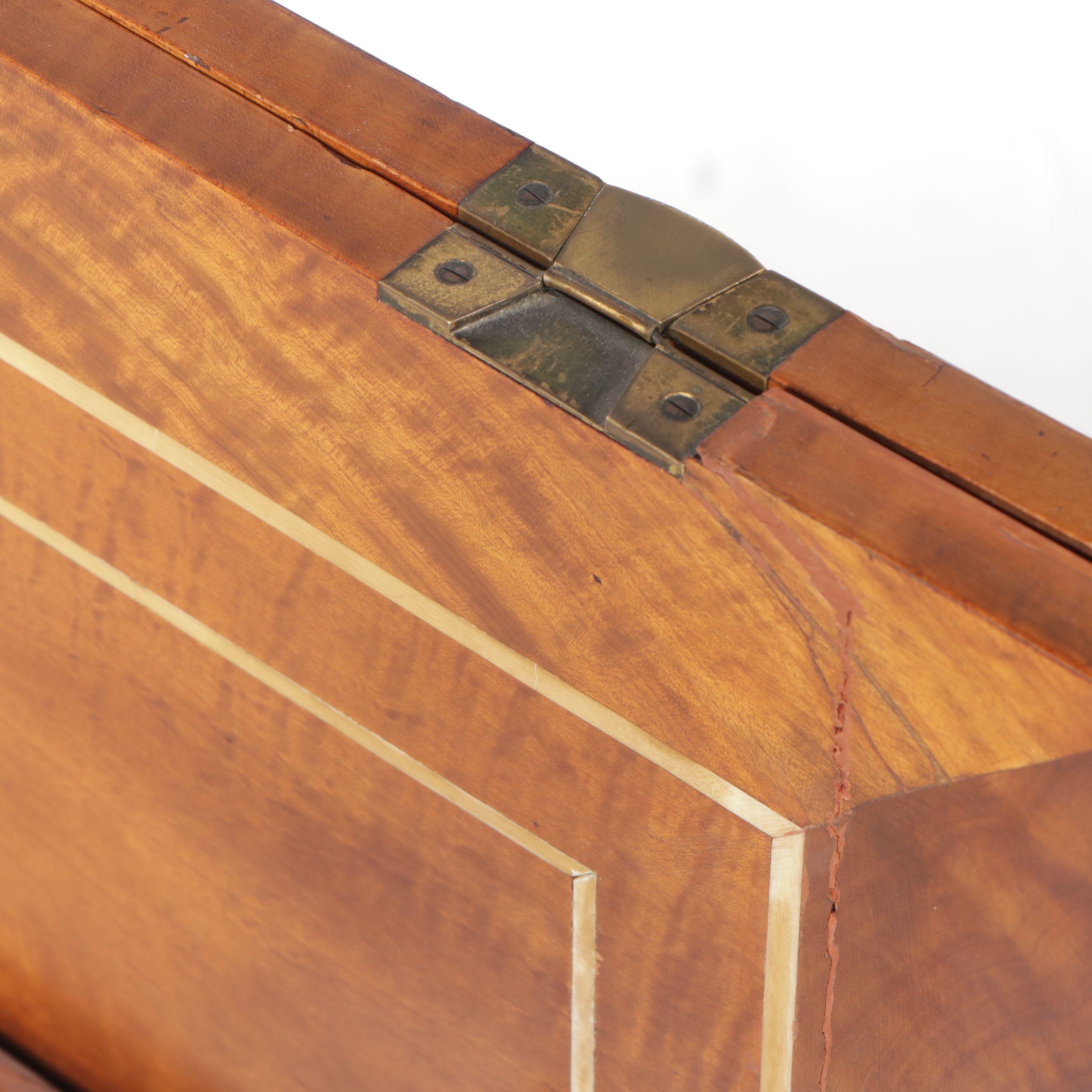 Wooden Butler's Folding Silver Polishing Table