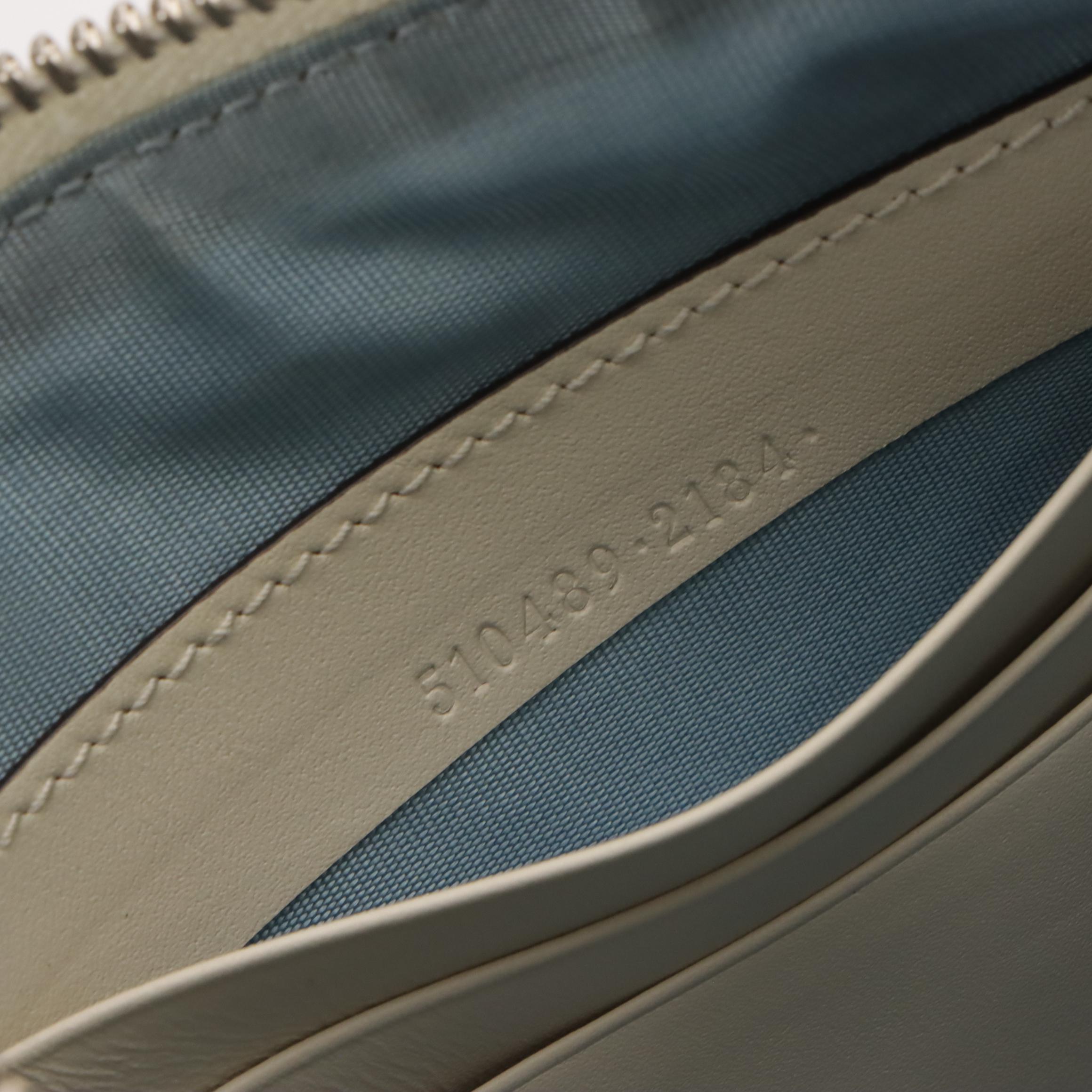 Gucci ''GUCCY'' Zip Wristlet Clutch in Star Printed Calfskin Leather, With Box