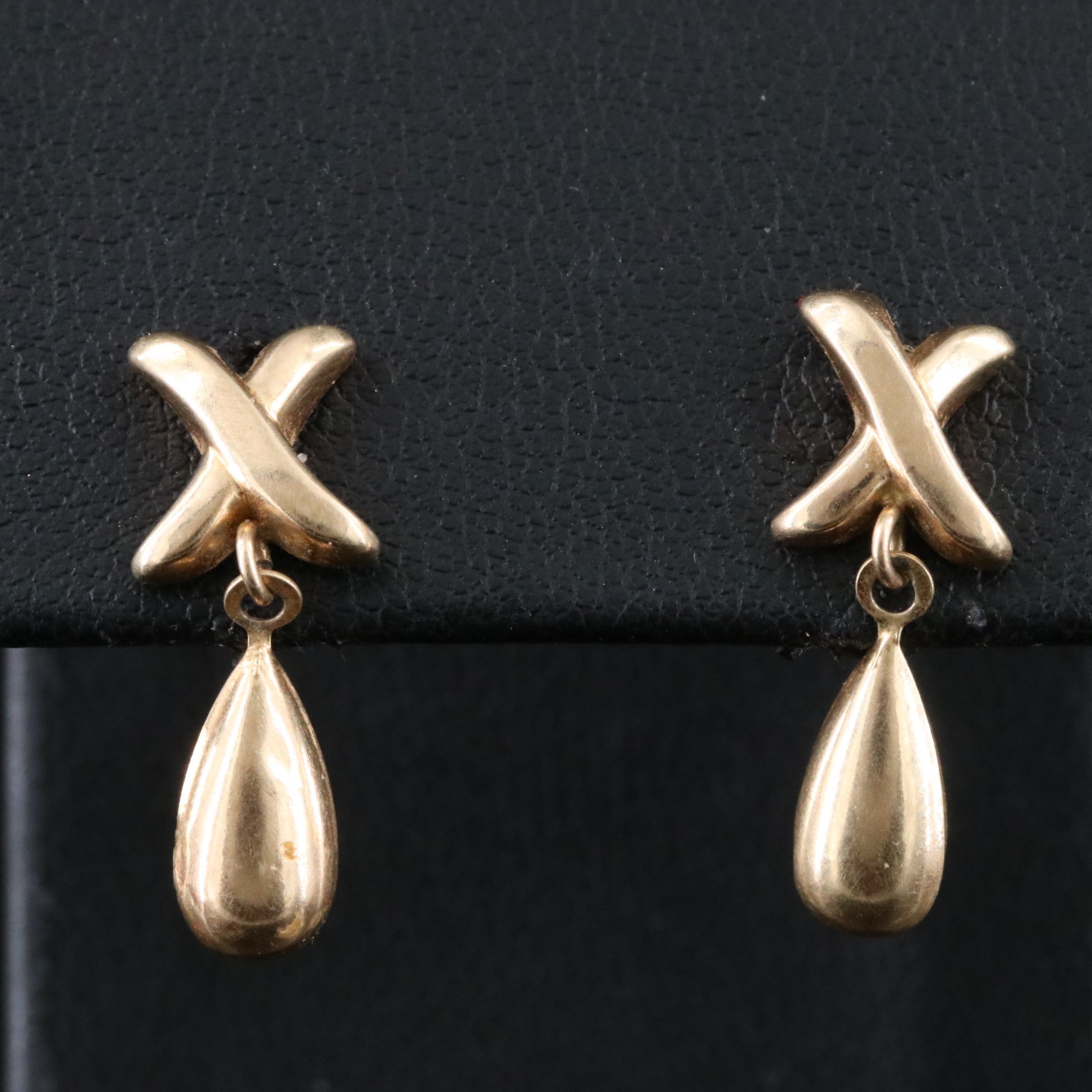 10K Teardrop Earrings