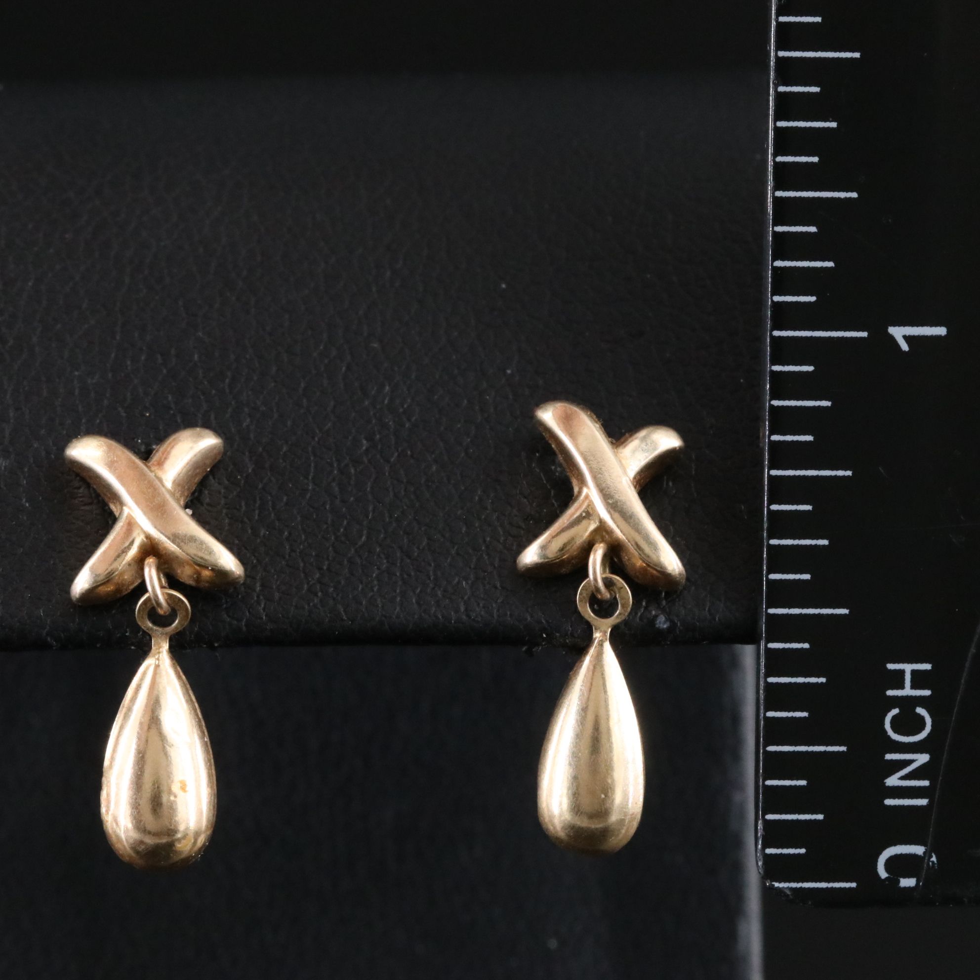 10K Teardrop Earrings