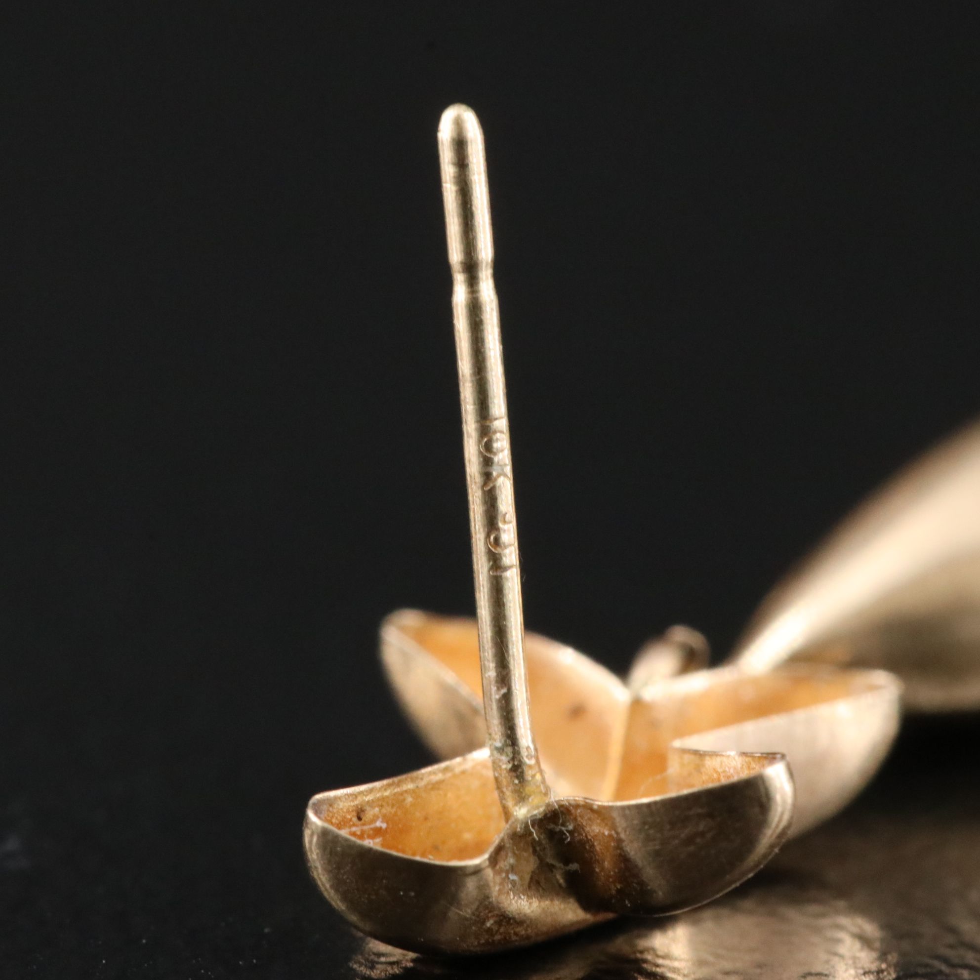 10K Teardrop Earrings