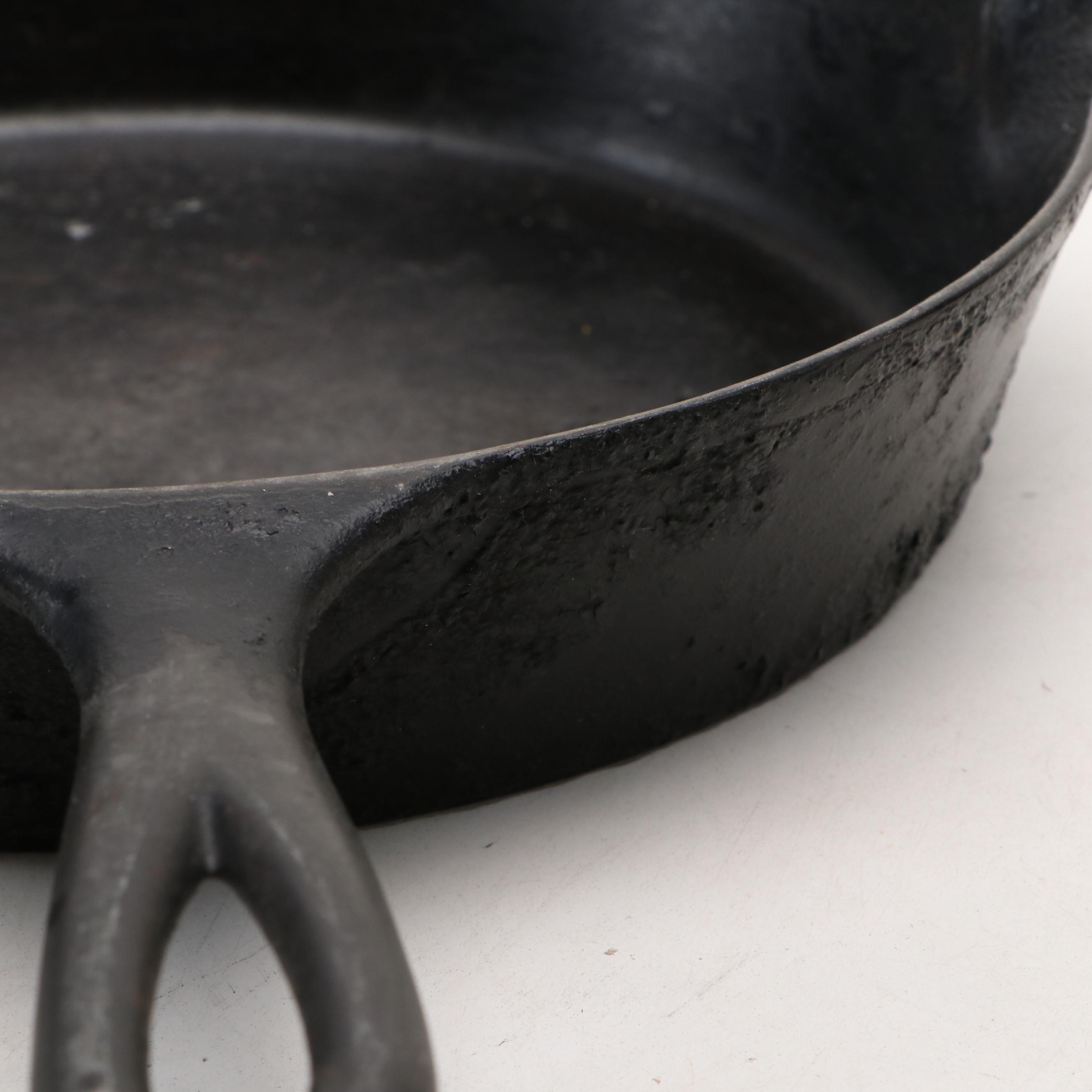 Erie Cast Iron Skillet with Lodge Perch Pan