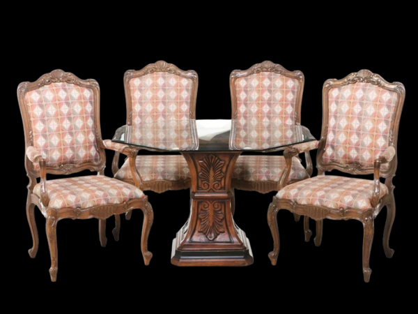 A Cottage Aesthetic: Décor, Art & Furniture