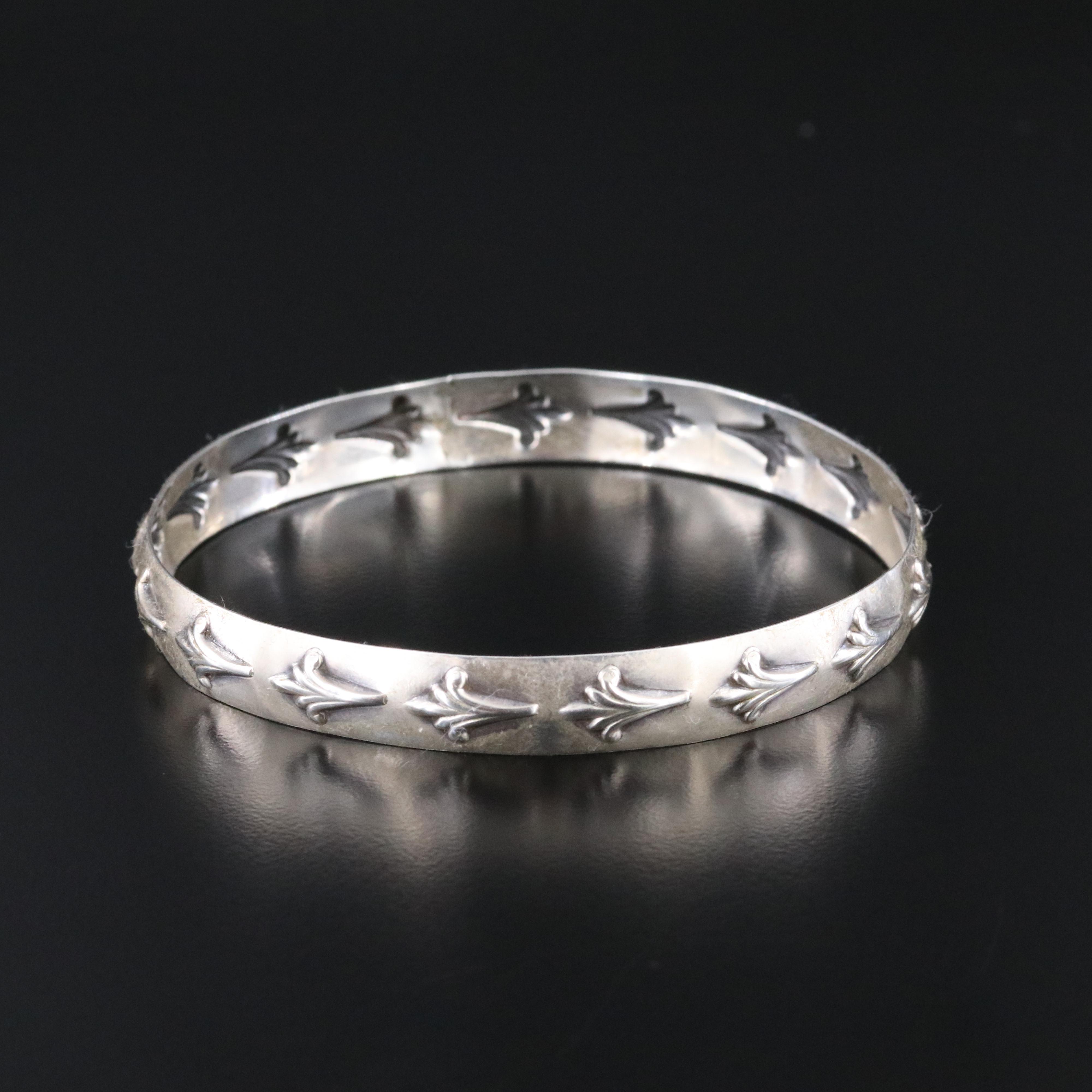 Vintage Sterling Palmette Pattern Bangle