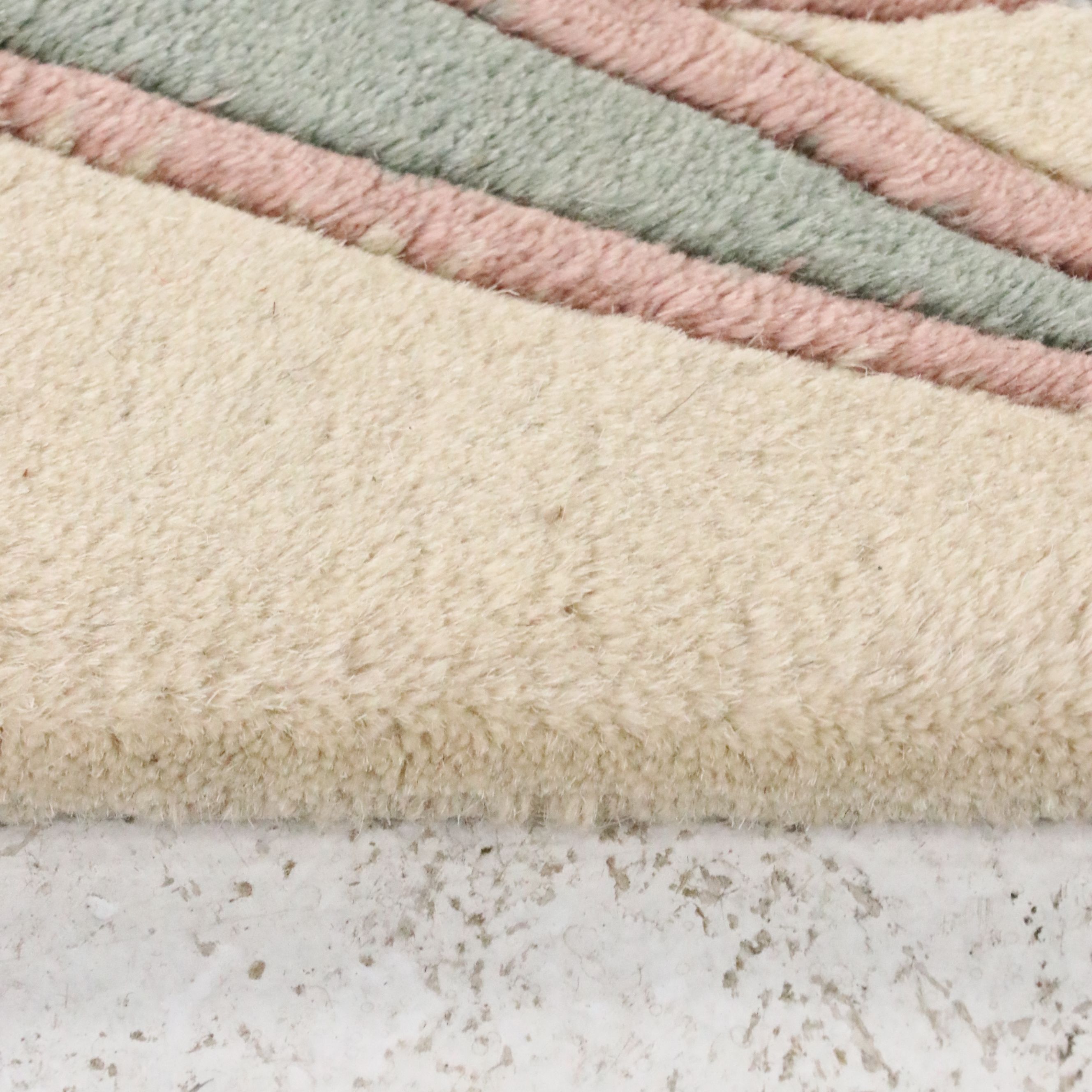 5'6 x 9'3 Hand-Knotted Chinese Area Rug