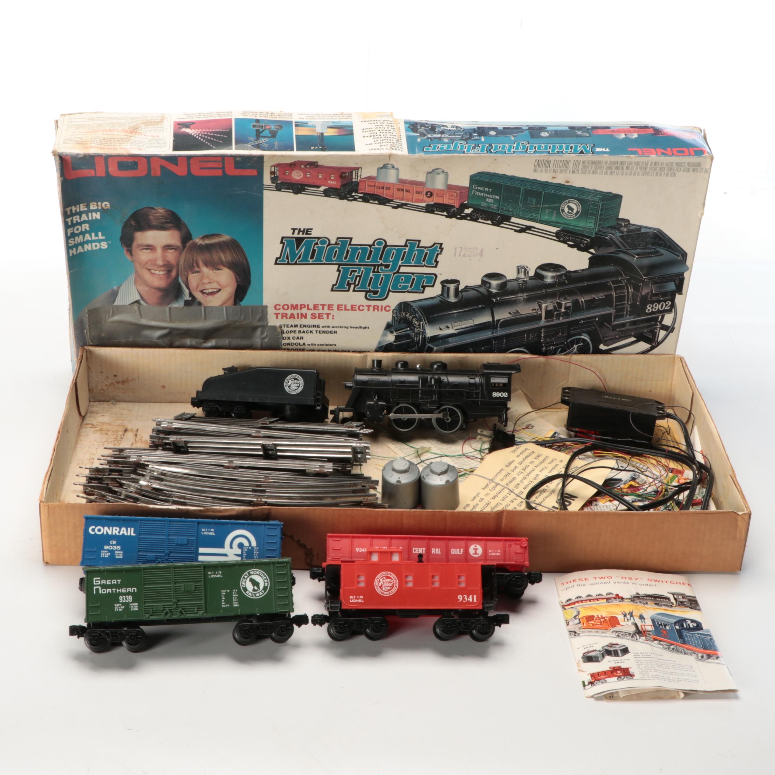 Lionel "The Midnight Flyer" Electric Train Set