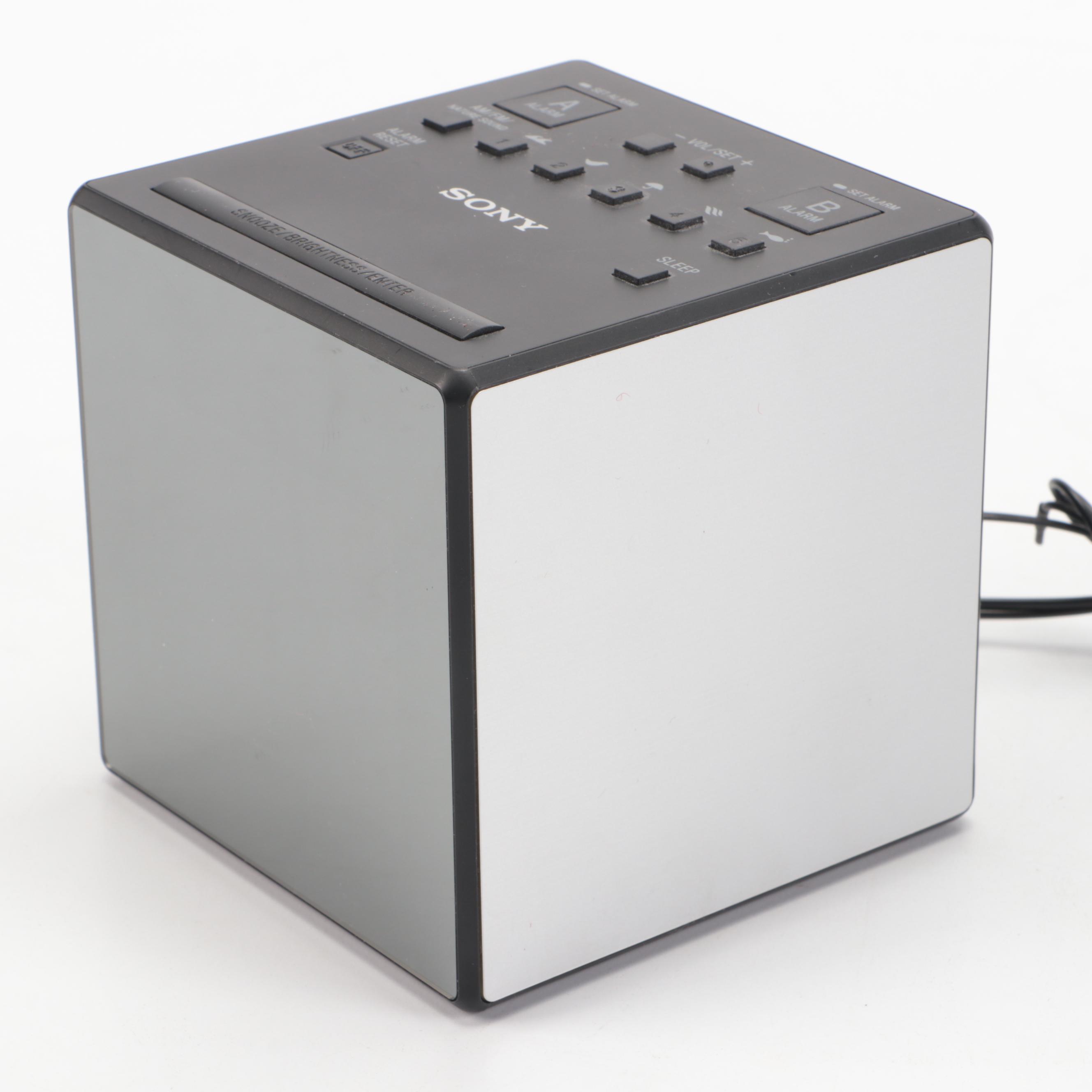 Sony Model ICF-C1PJ Radio Alarm Clock with Time Projector