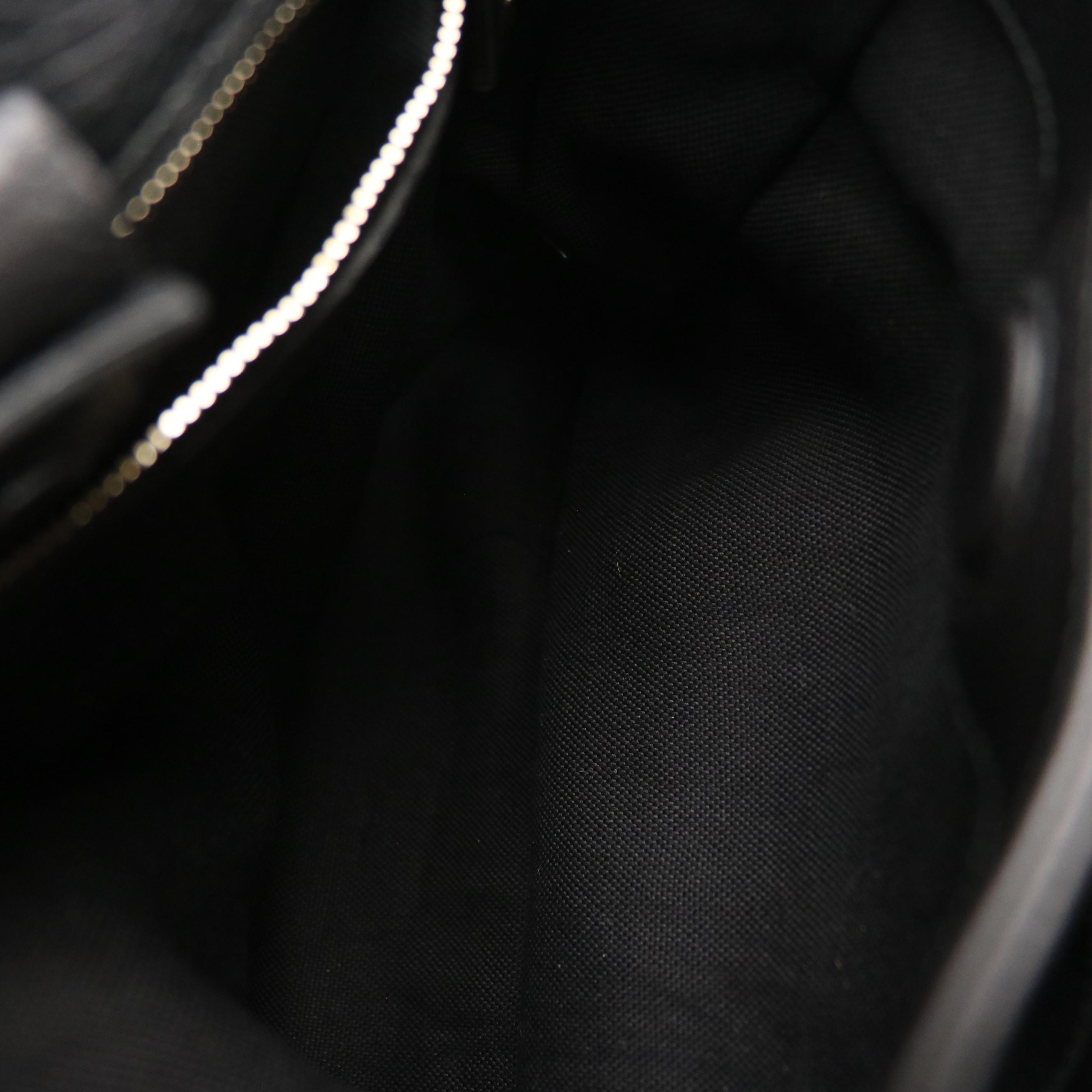 Gucci Bamboo Handle Tote in Black Grained Calfskin Leather