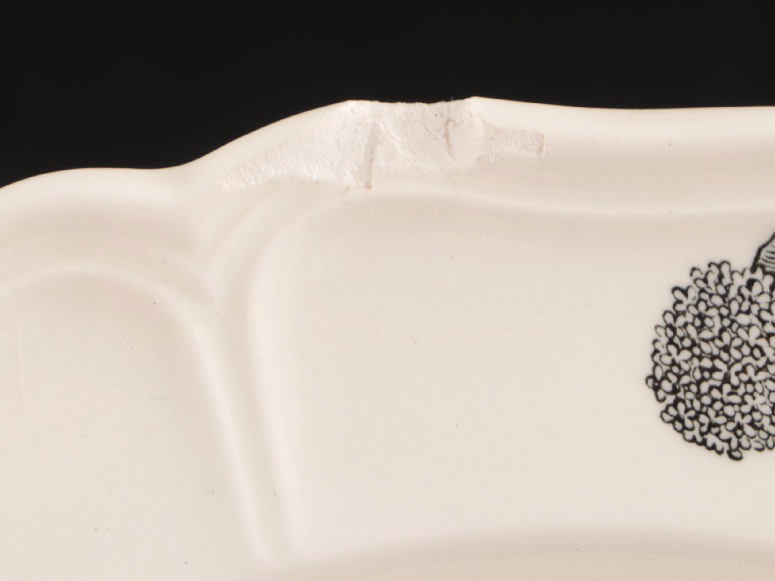 Caroline Williams for Wedgwood Cincinnati Plates with Signed "Cincinnati Scenes"