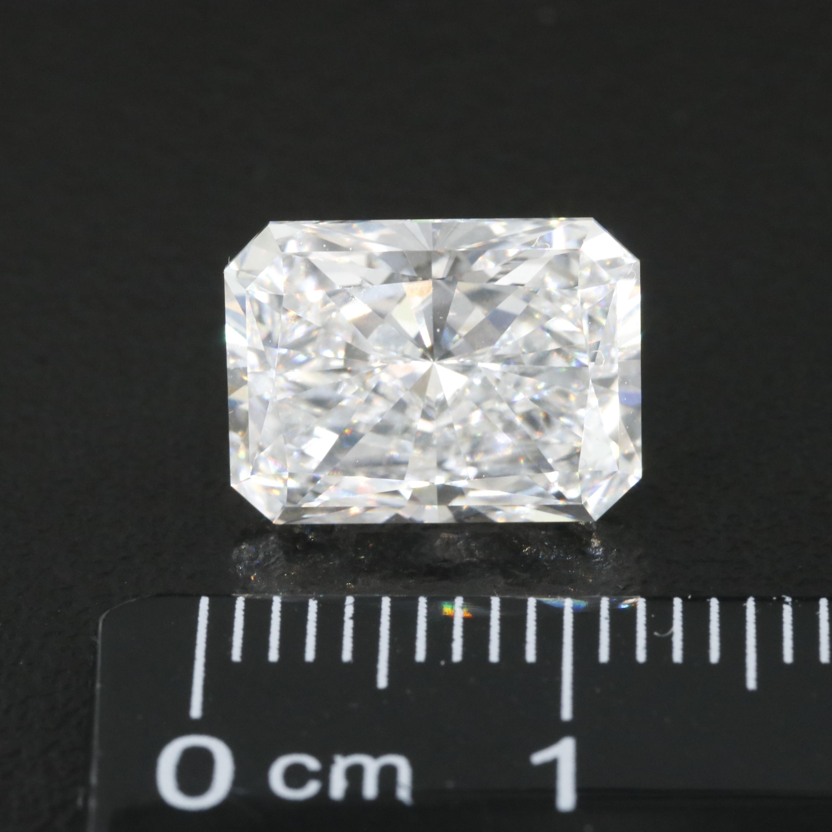 Loose 4.97 CT Lab Grown Diamond with IGI Report