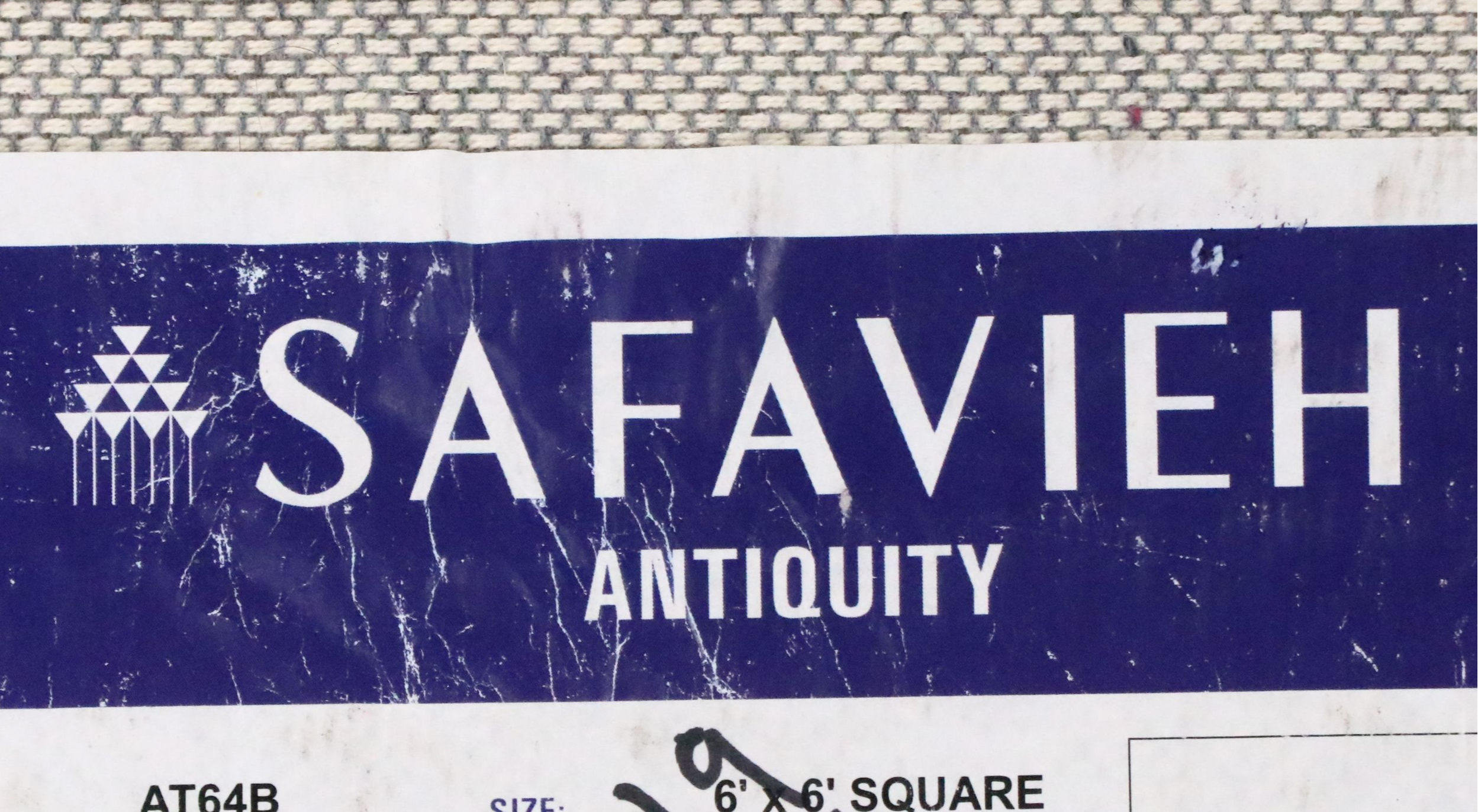 6' x 6' Hand-Tufted Safavieh "Antiquity" Area Rug