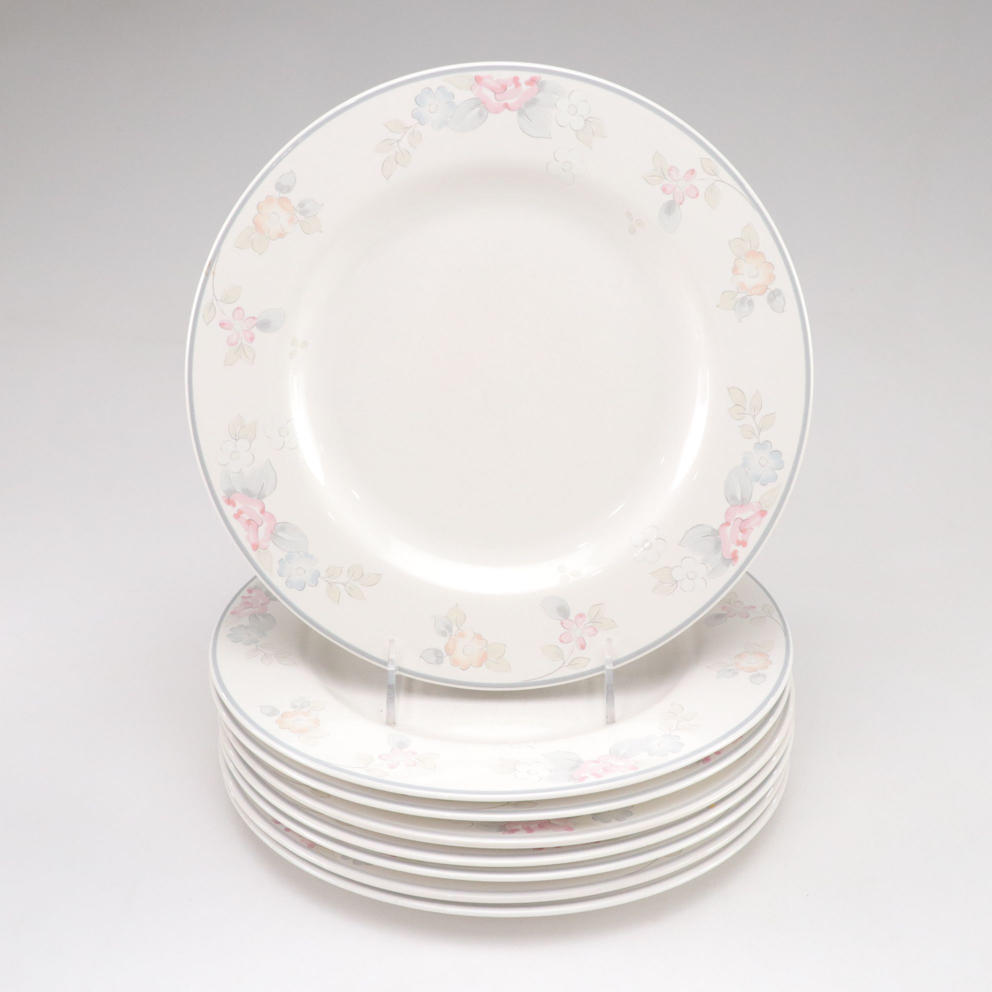 Pfaltzgraff "Wyndham" Dinnerware Place Setting for Eight, 1990s