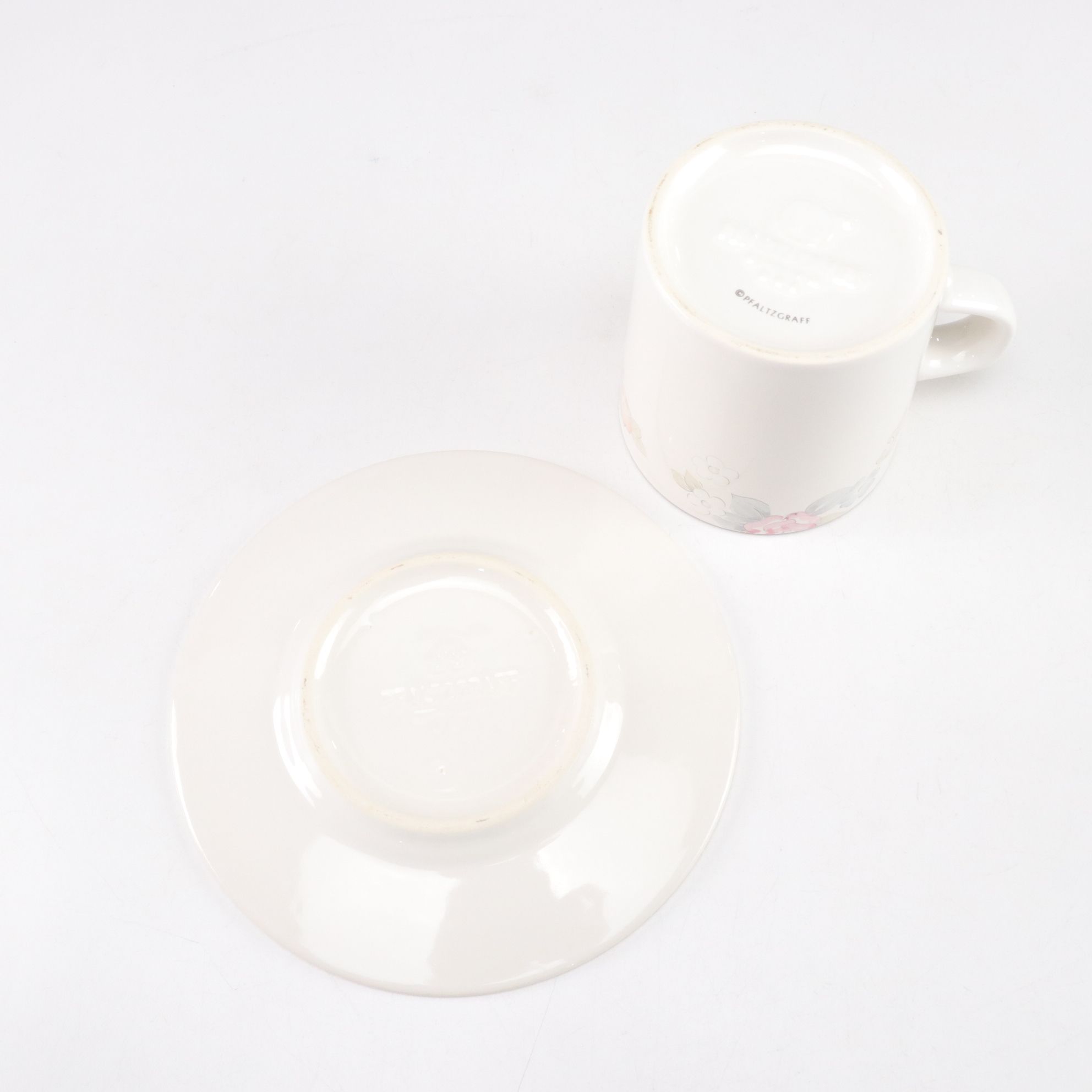 Pfaltzgraff "Wyndham" Dinnerware Place Setting for Eight, 1990s