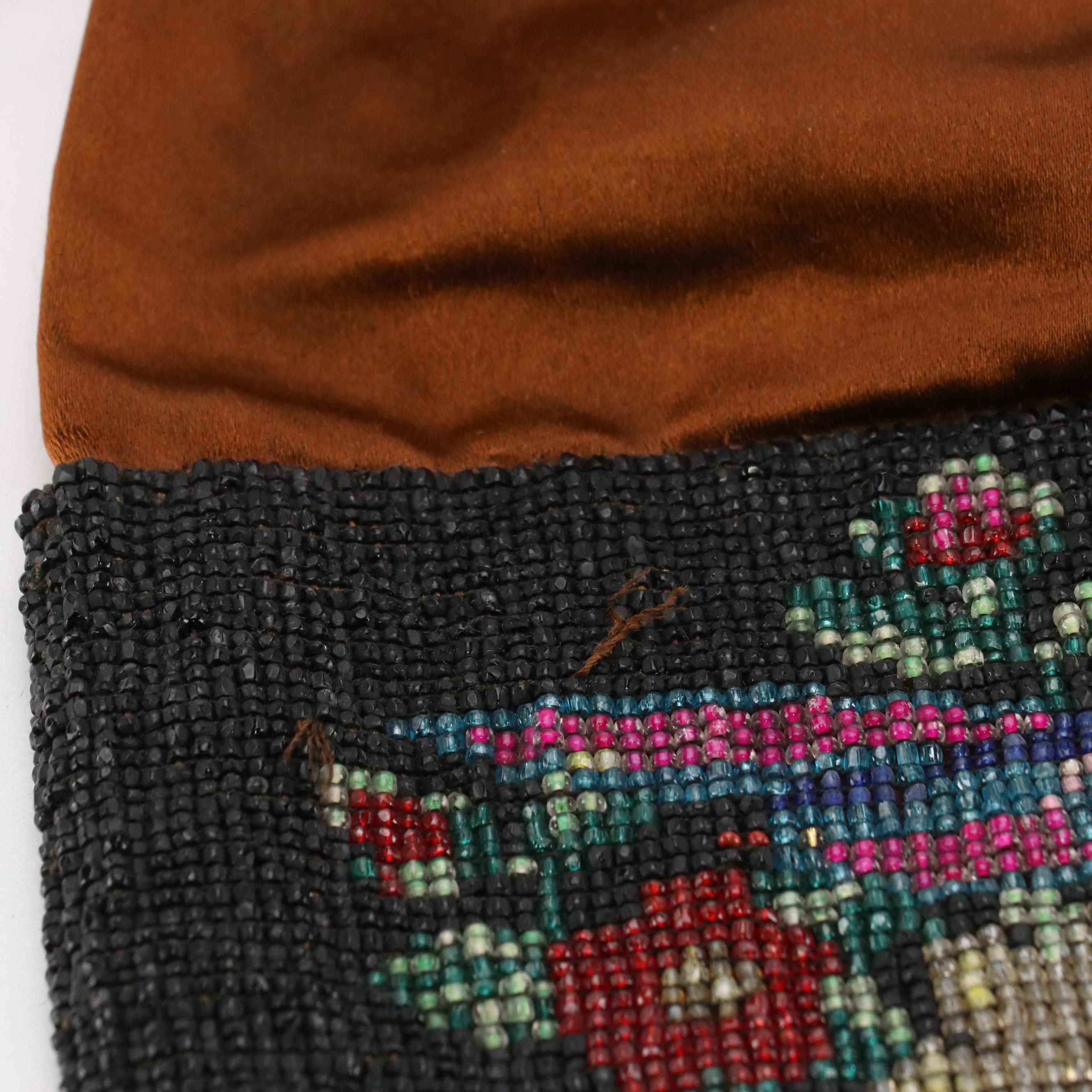 Glass Bead and Satin Drawstring Evening Bag, circa 1930