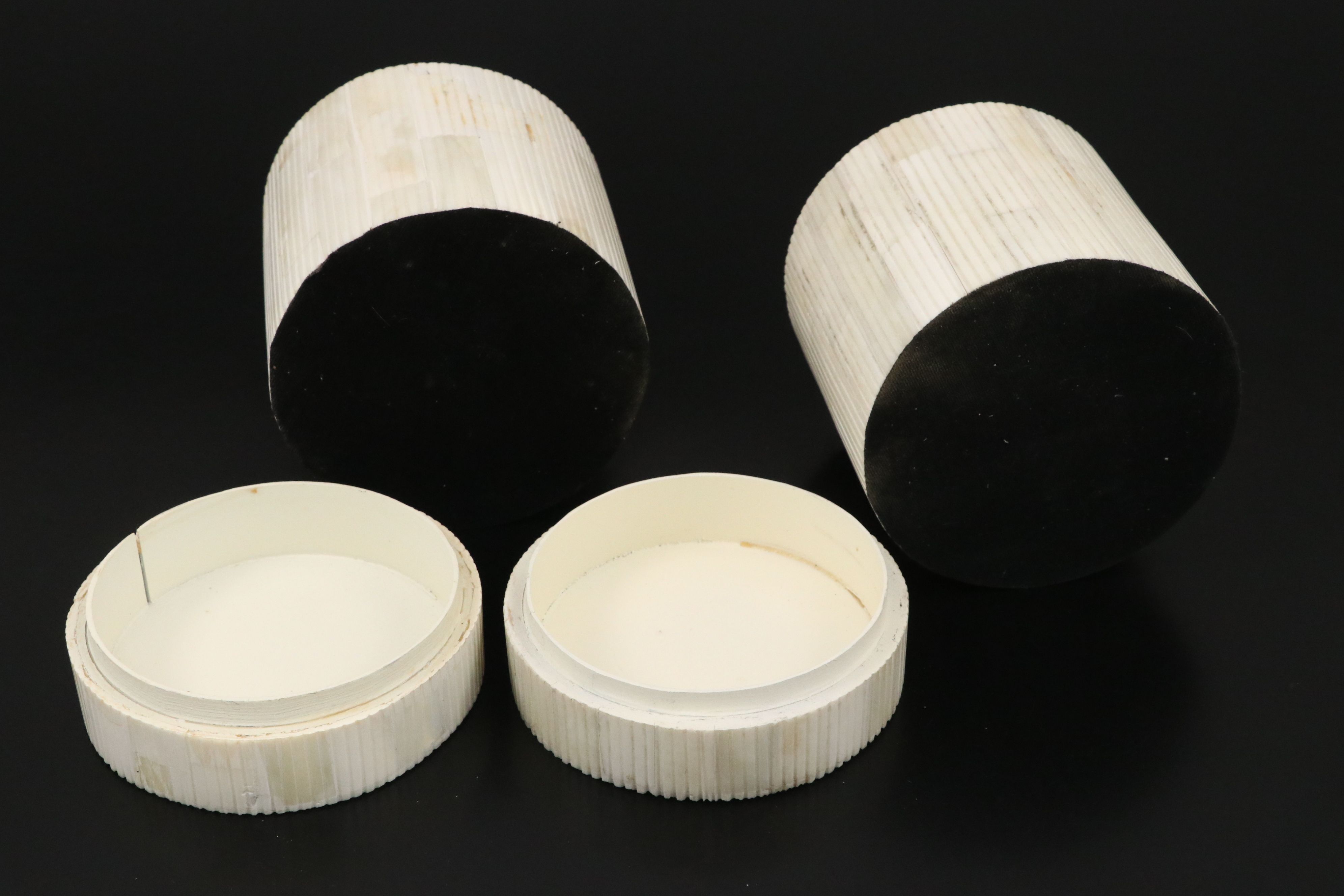 Pair of Ribbed Tessellated Round Bone Boxes