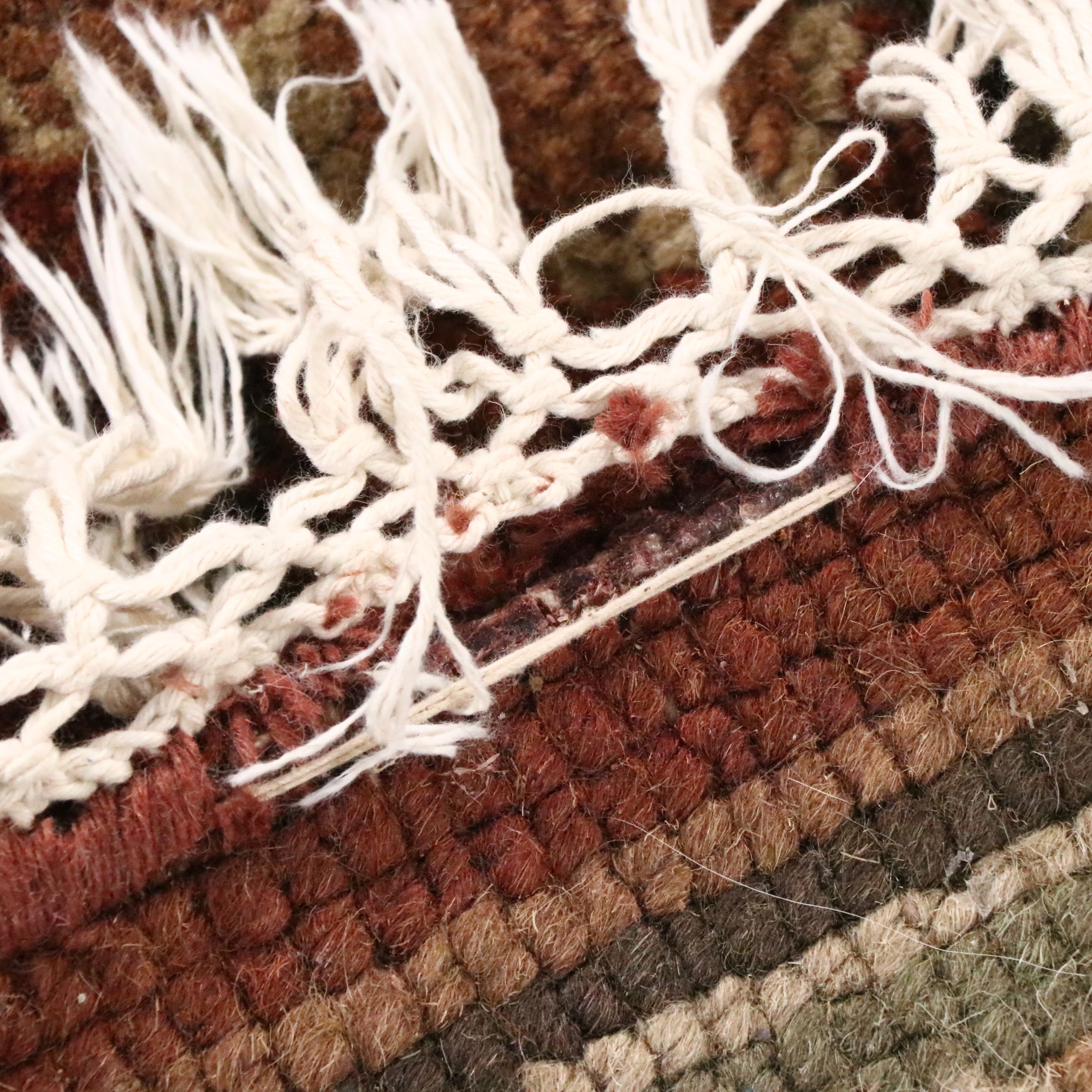 8'9 x 8'7 Round Hand-Knotted Surya "Caspian" Area Rug