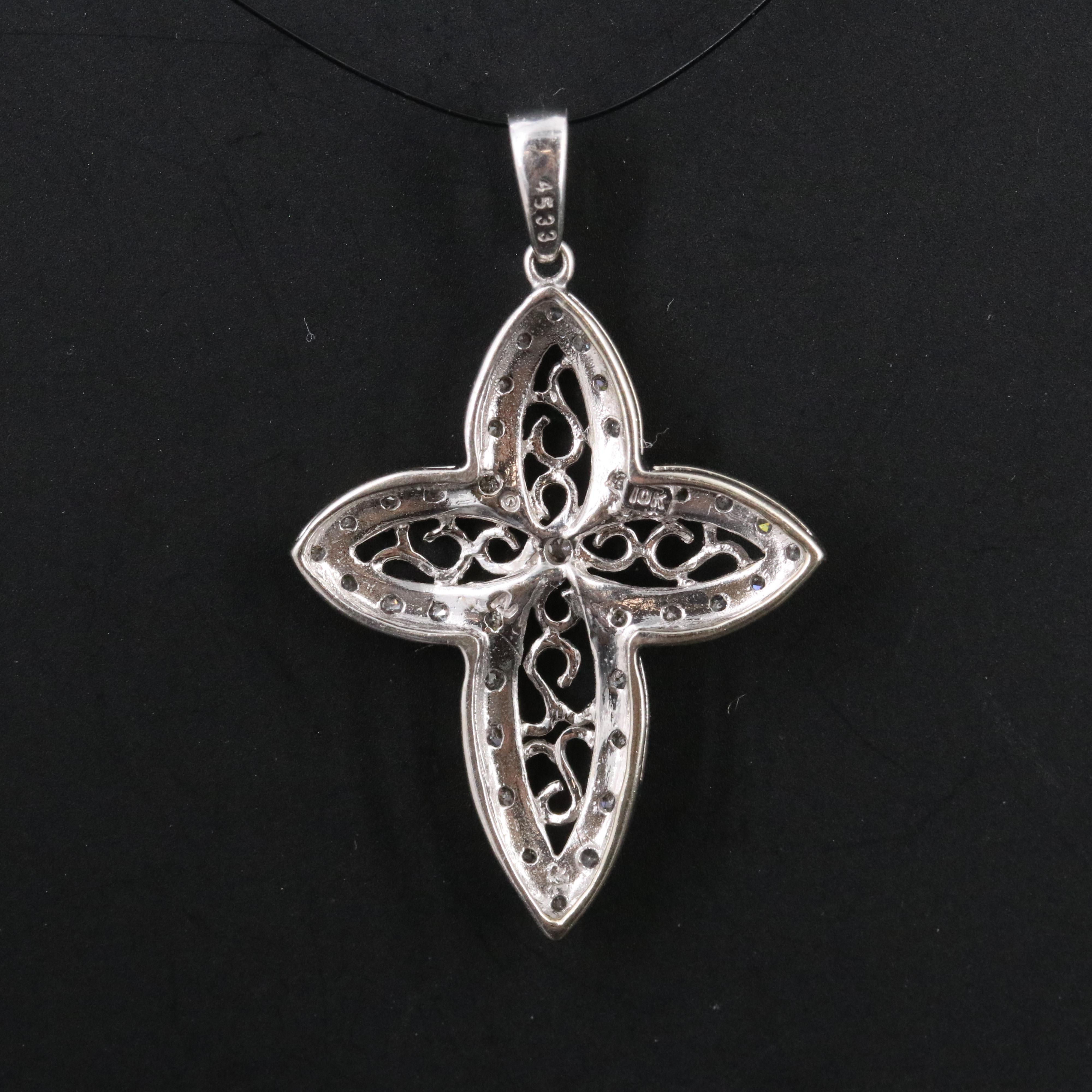 10K 0.25 CTW Diamond Cross Pendant Necklace