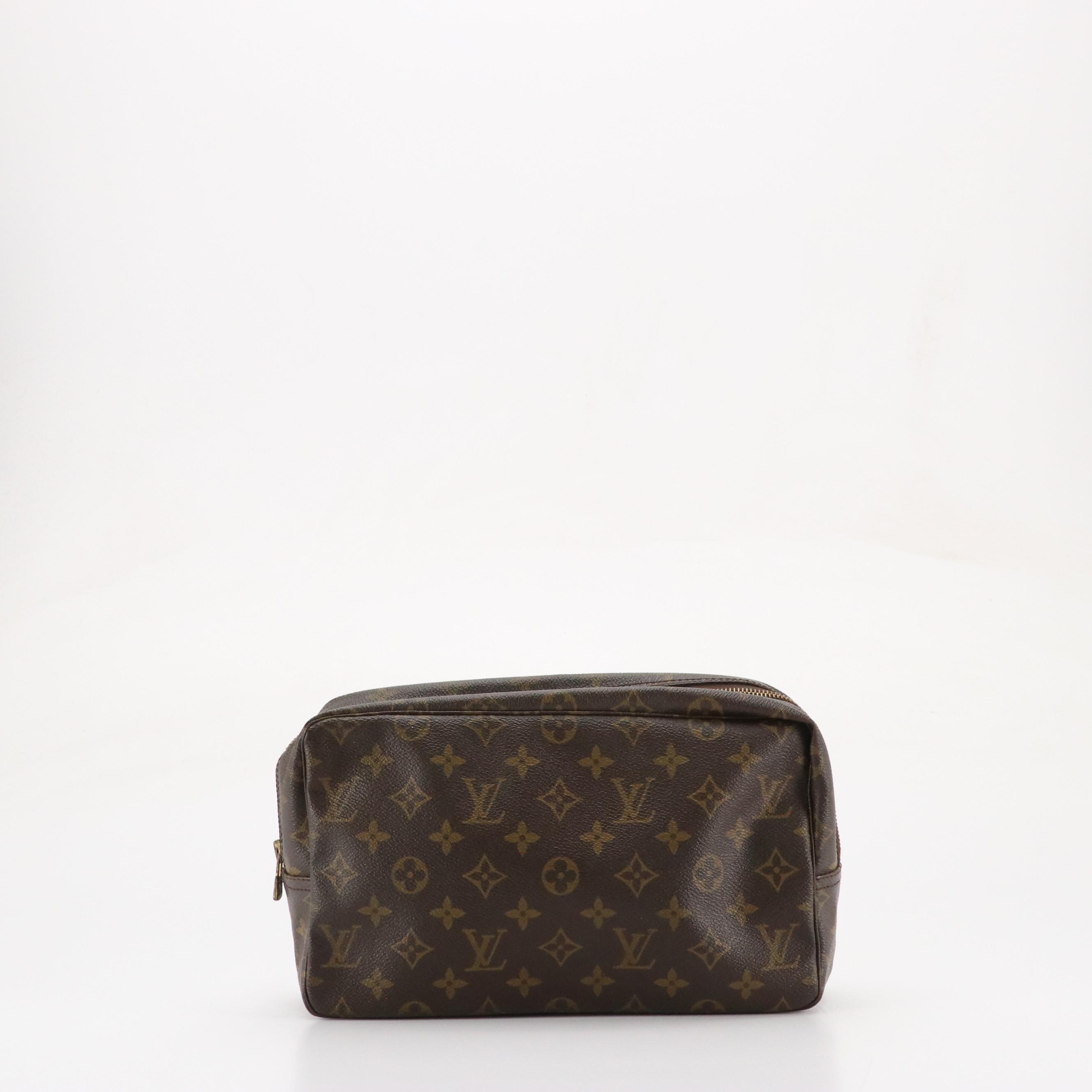 Louis Vuitton Trousse Toilette 28 in Monogram Canvas