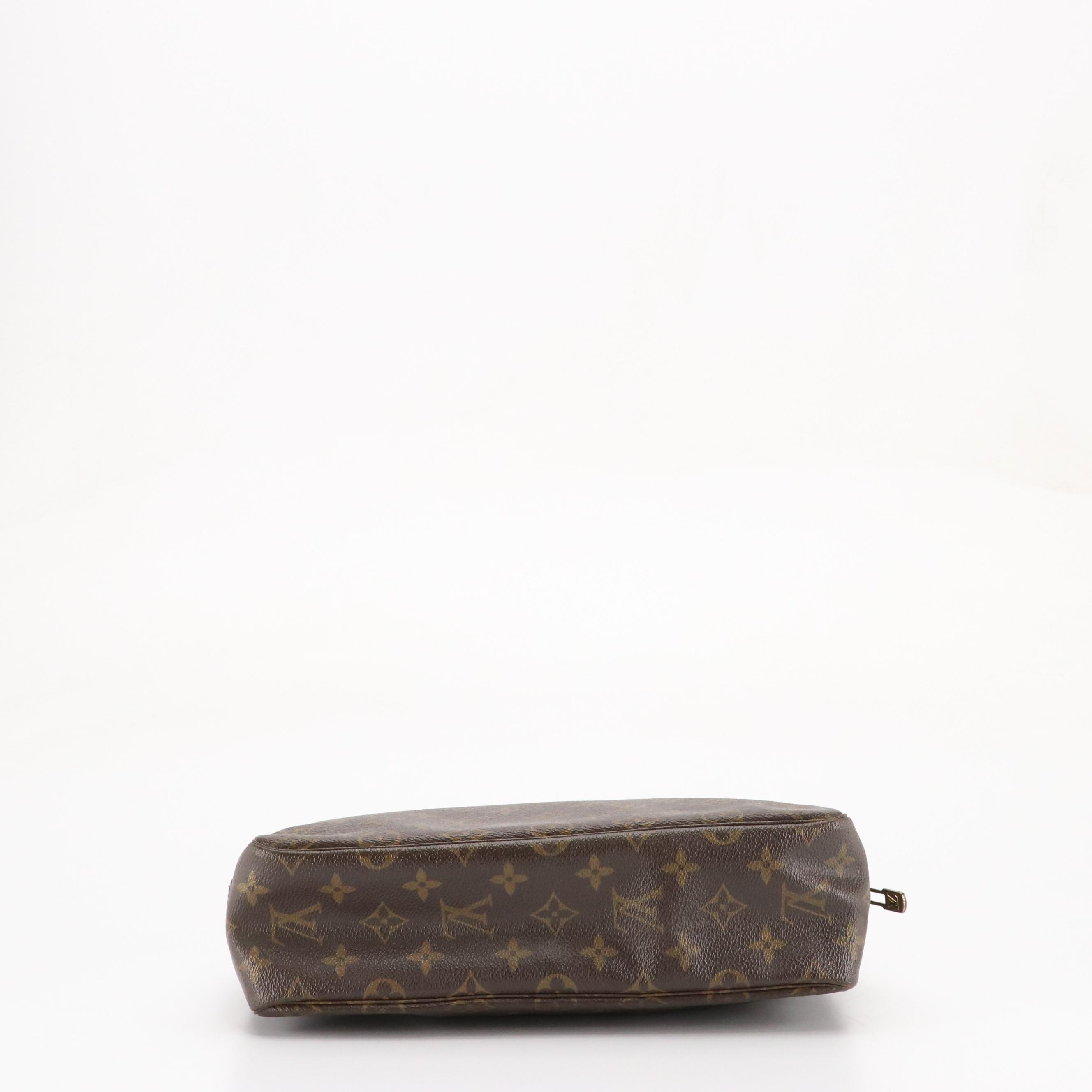 Louis Vuitton Trousse Toilette 28 in Monogram Canvas