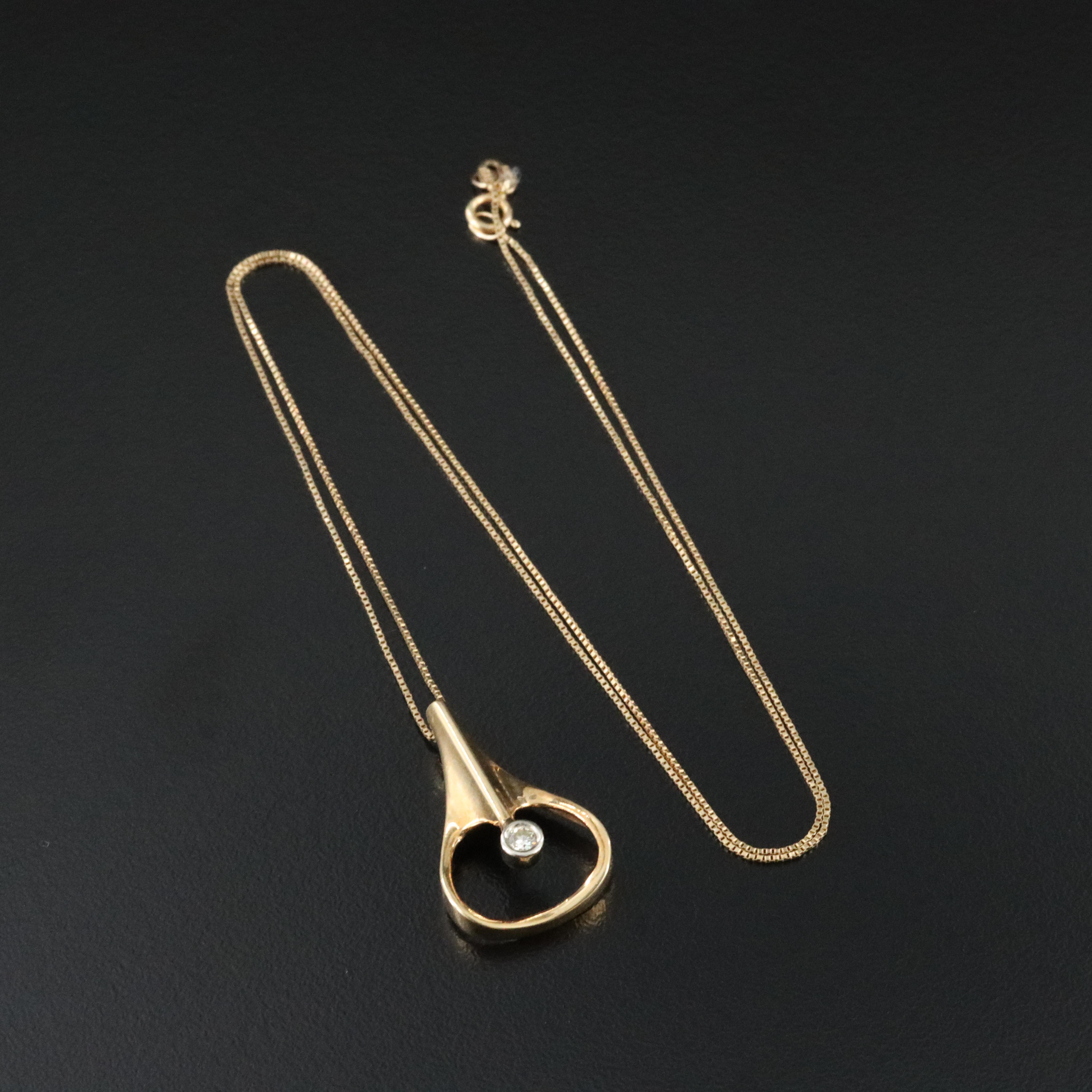 14K 0.06 CT Diamond Pendant Necklace