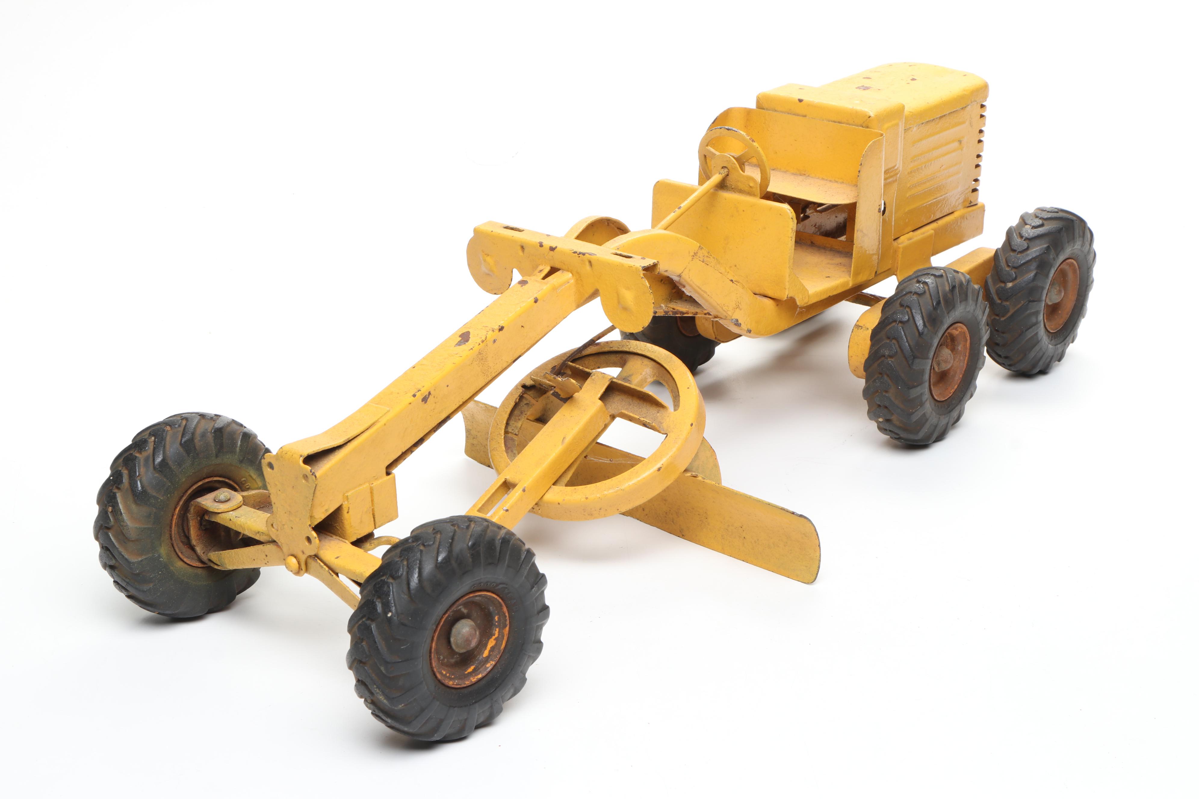 Tonka Giant Bulldozer and Doepke Adams Road Grader