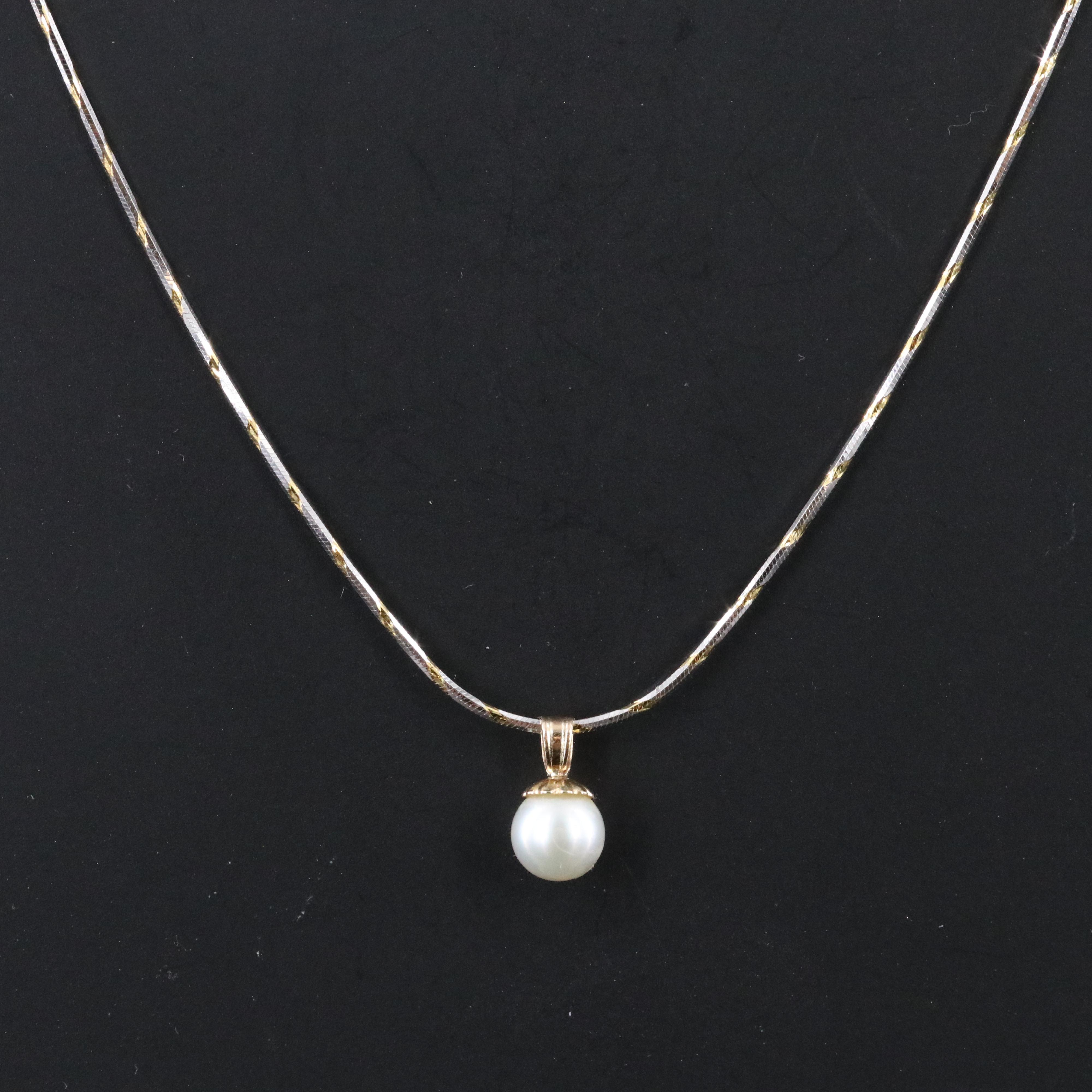 14K Pearl Pendant Necklace