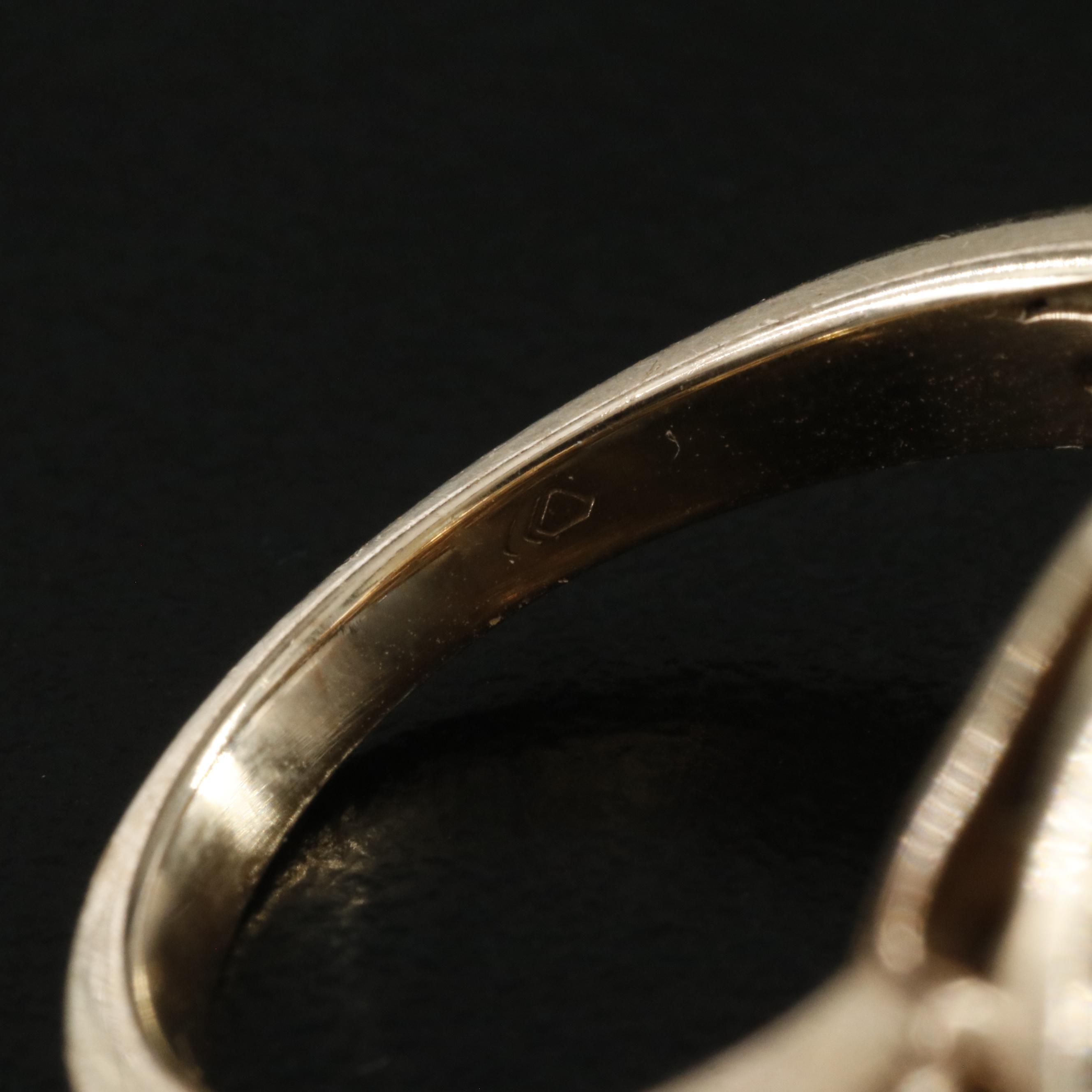 10K 1.01 CTW Diamond Ring