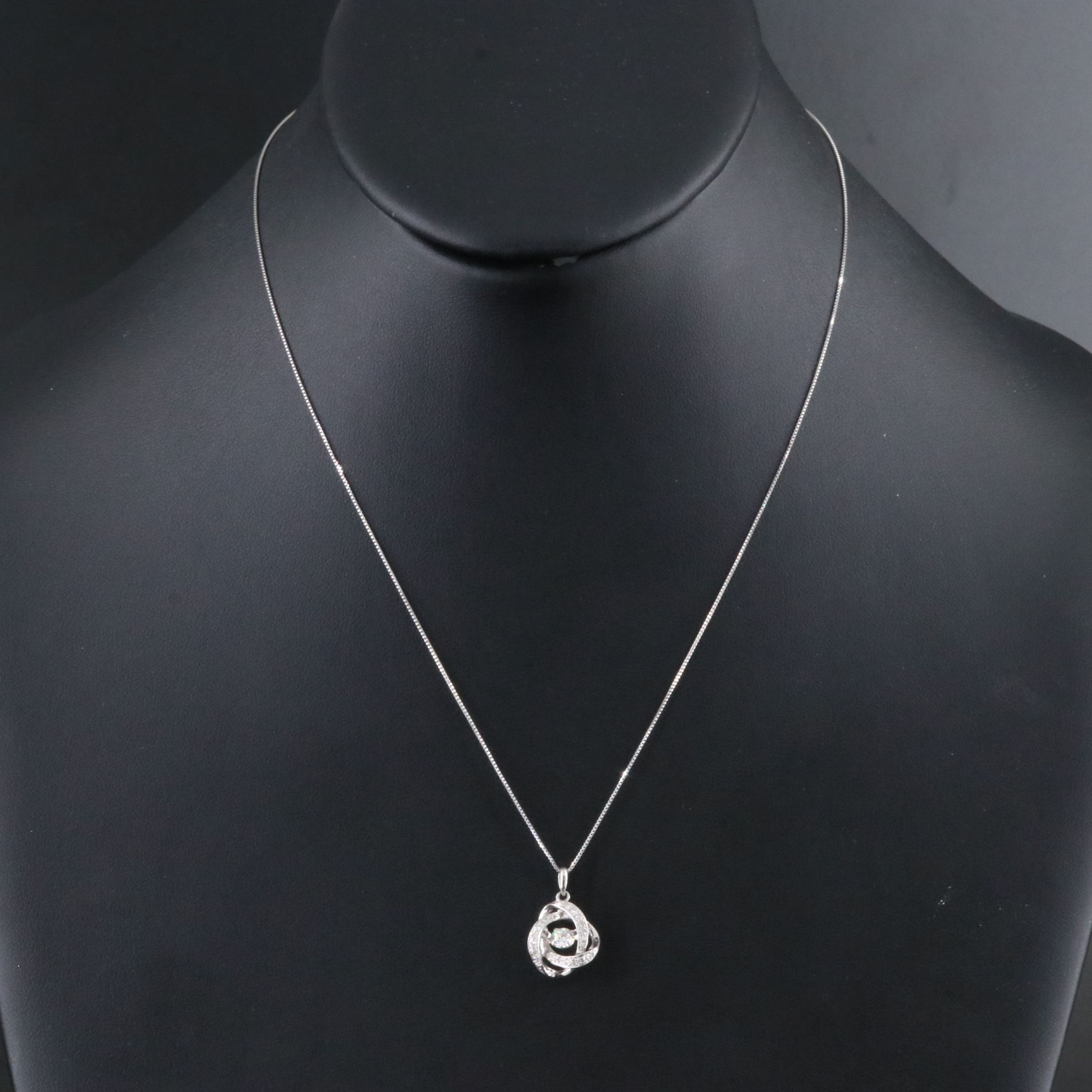 Platinum 0.30 CTW Diamond Love Knot Diamond Trembler Necklace