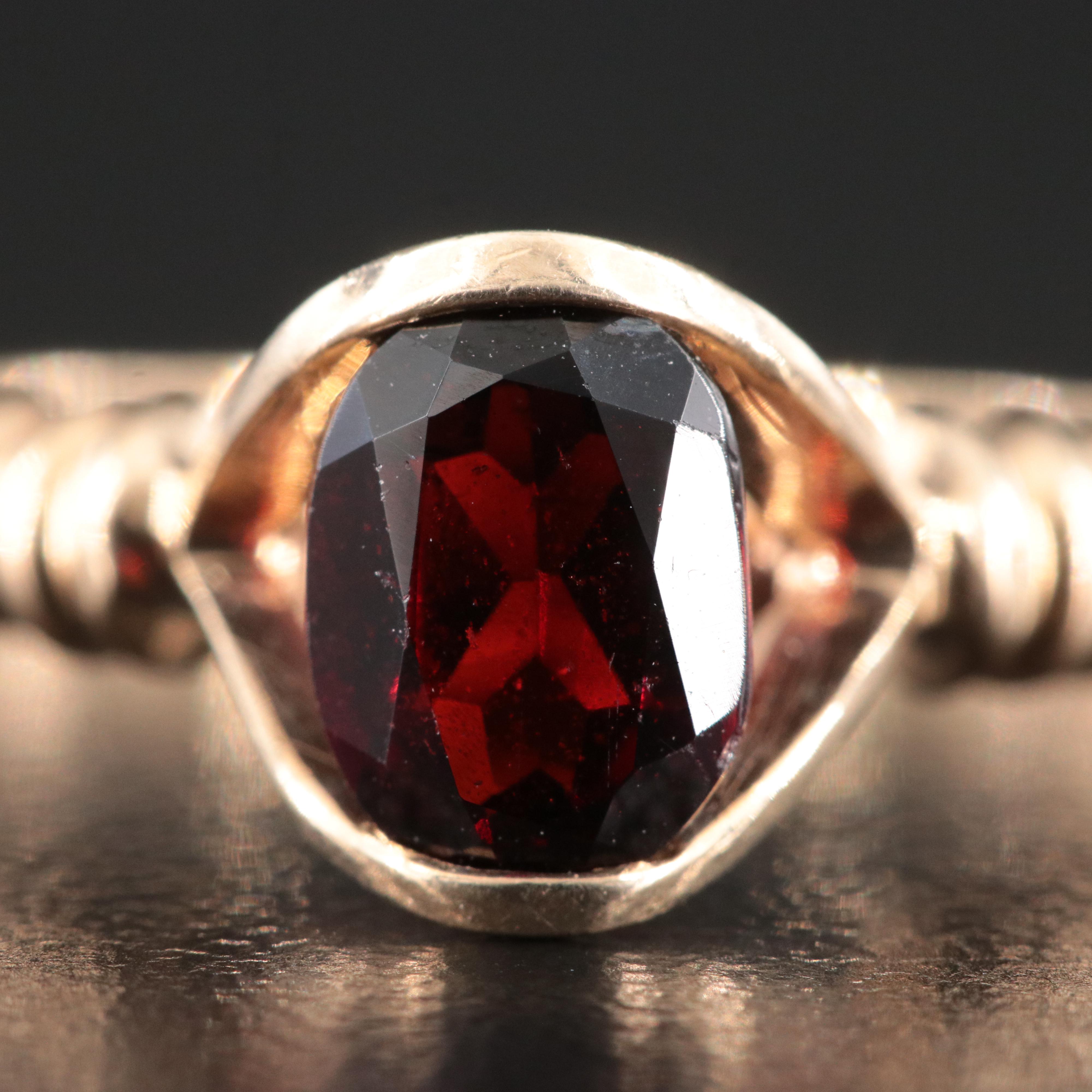 10K Garnet Modern Ring