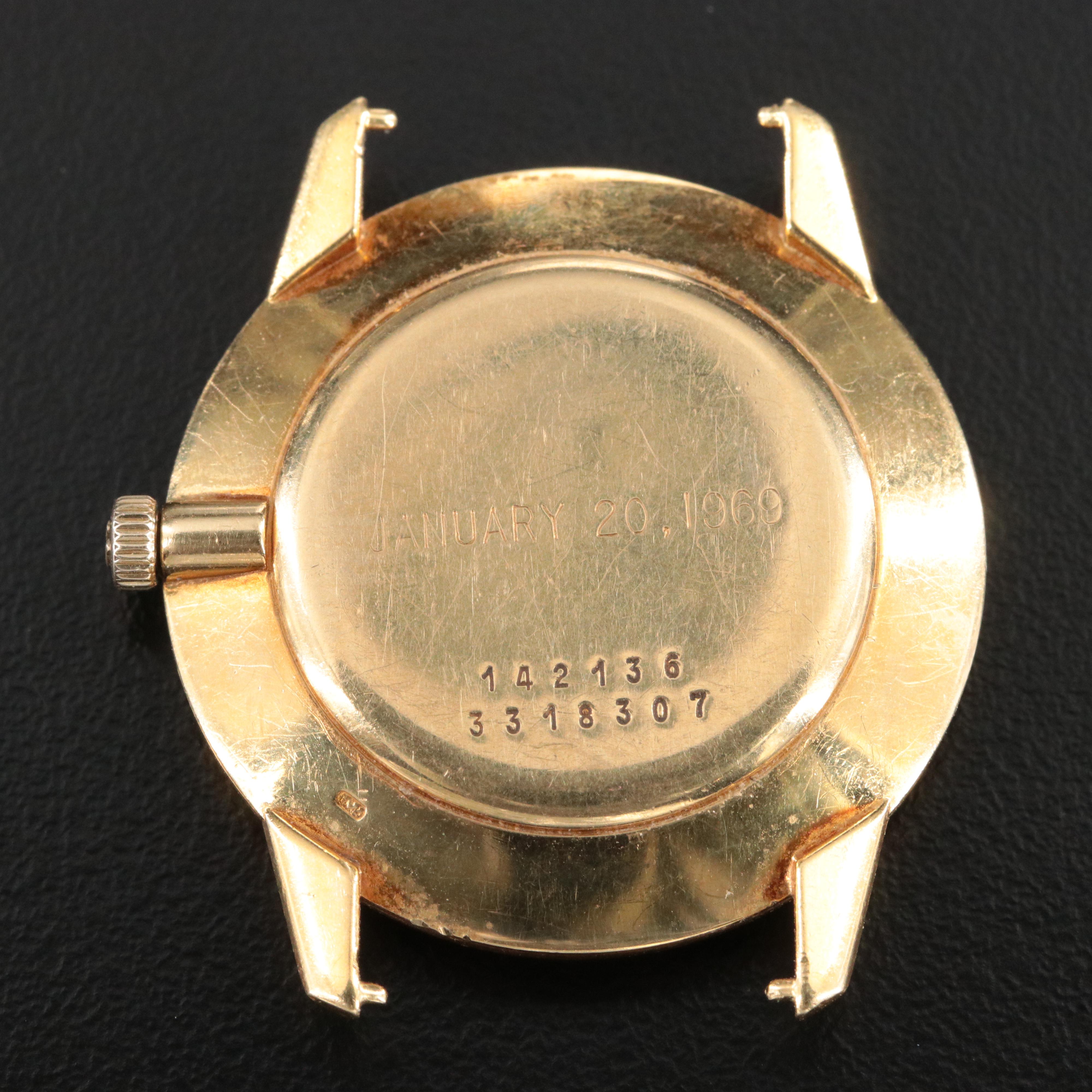 18K Universal Geneve Circa Late 1960's Model 142136 Watch