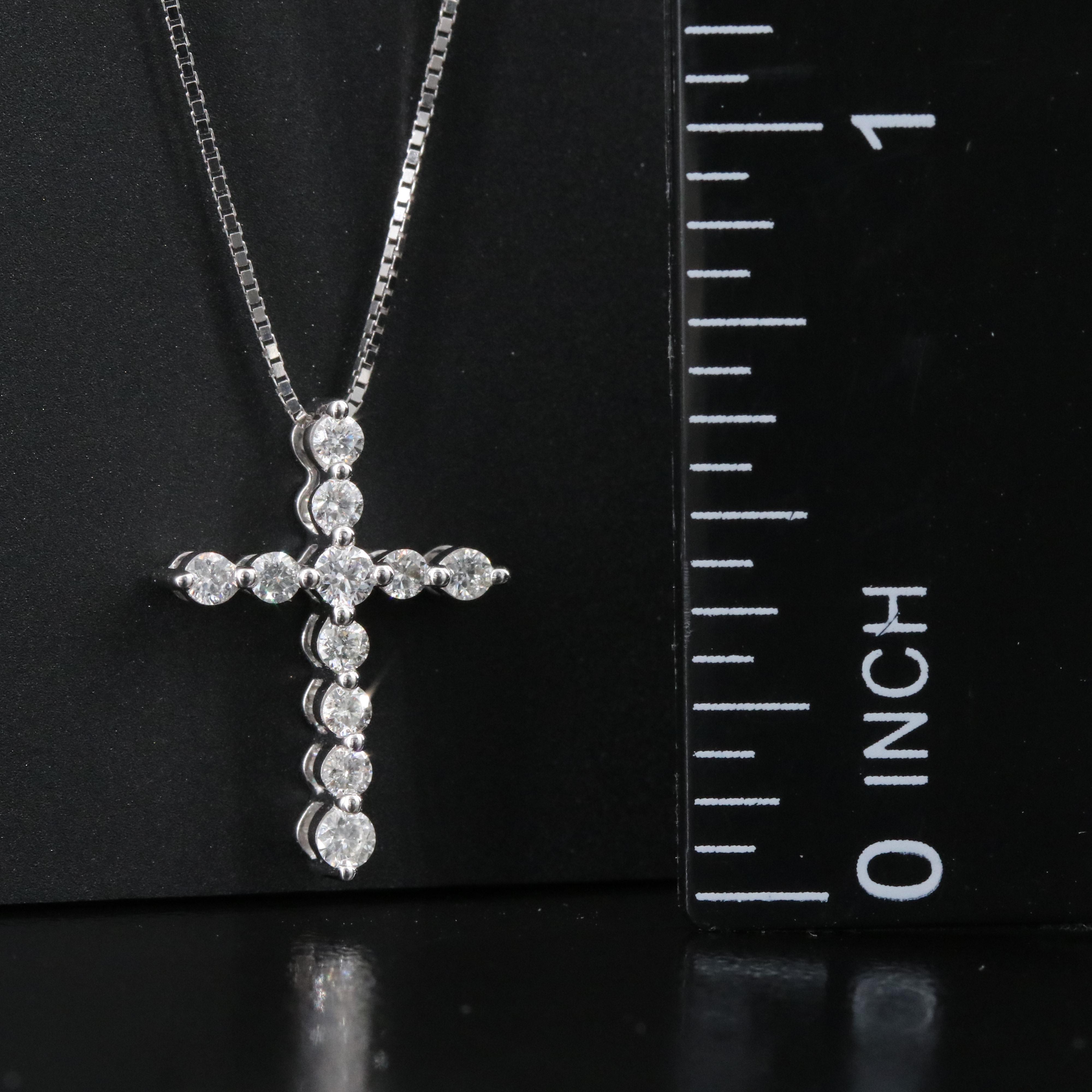 14K 0.30 CTW Diamond Cross Pendant Necklace