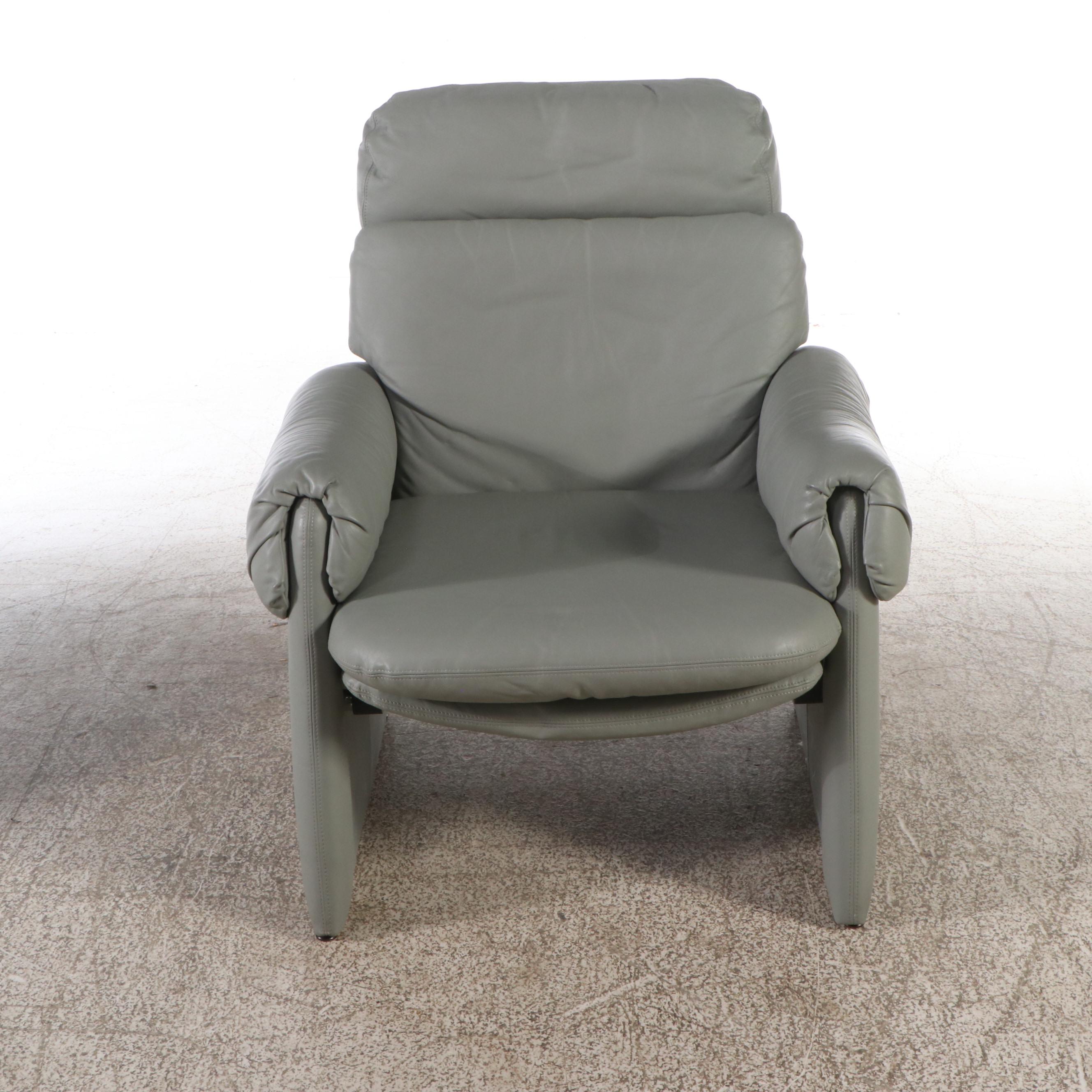 Carson's Modernist Grey Leather Armchair and Ottoman, Late 20th Century
