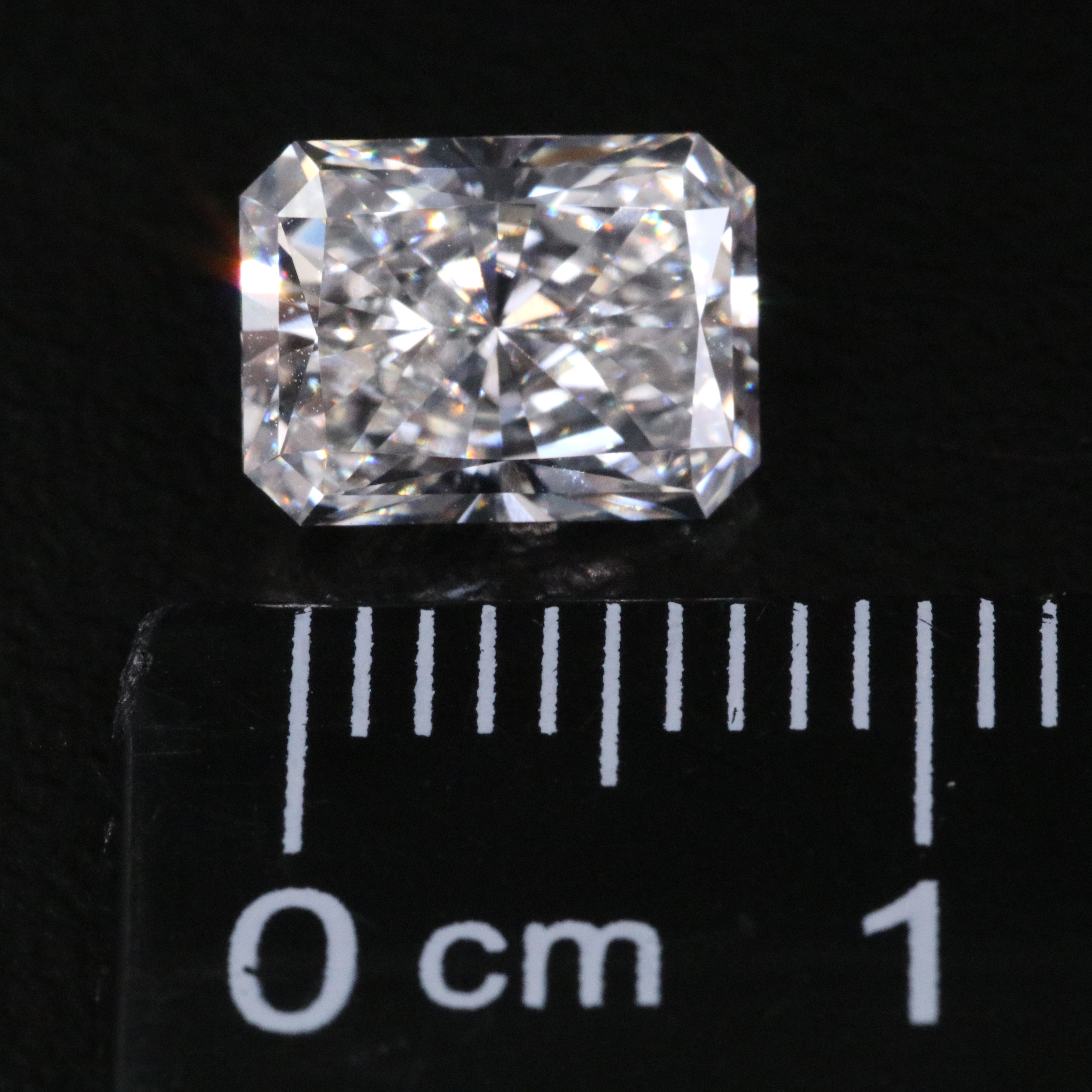 Loose 1.87 CT Lab Grown Diamond with IGI Report