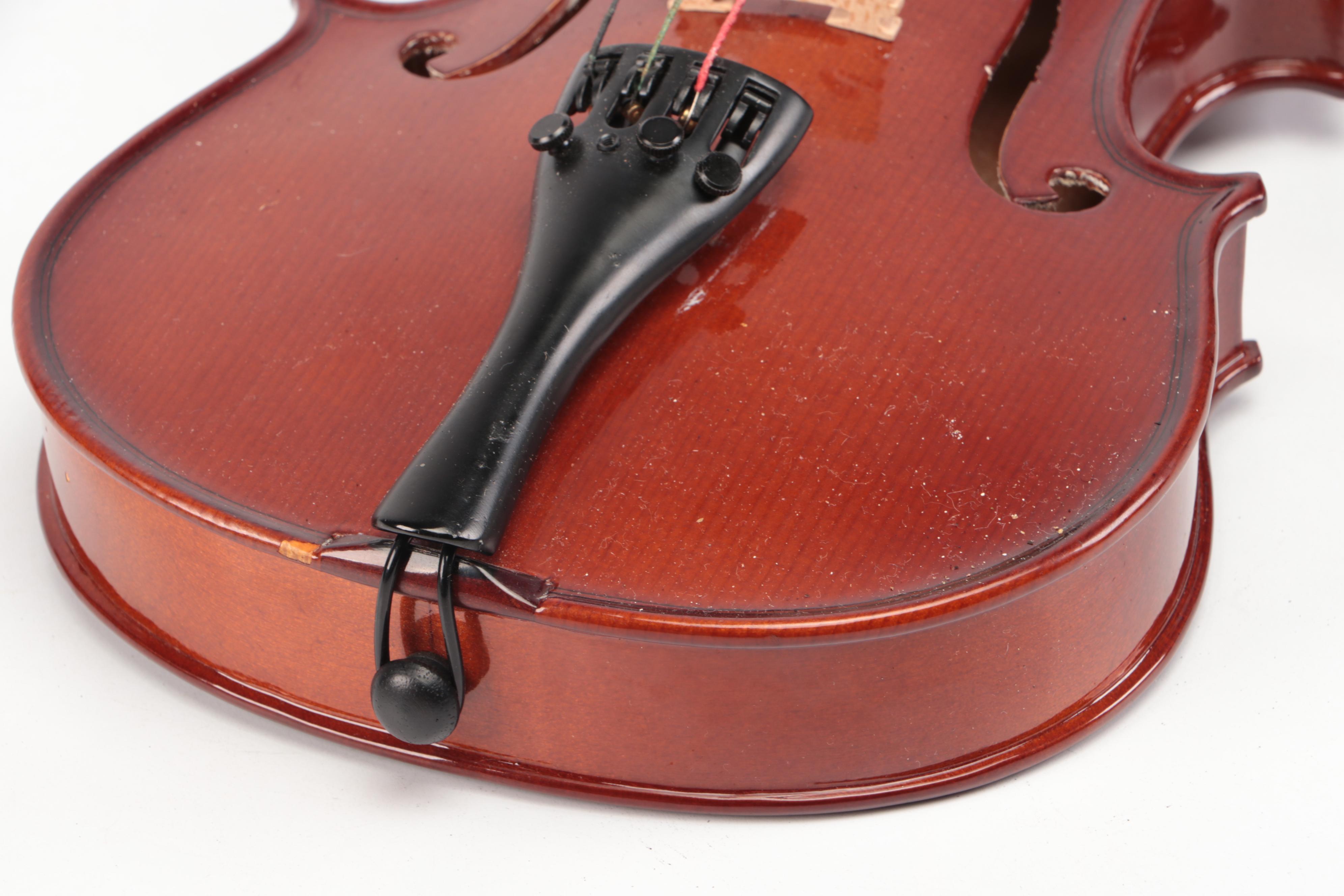 Palatino "Allegro" 4/4 Violin with Bows & Case