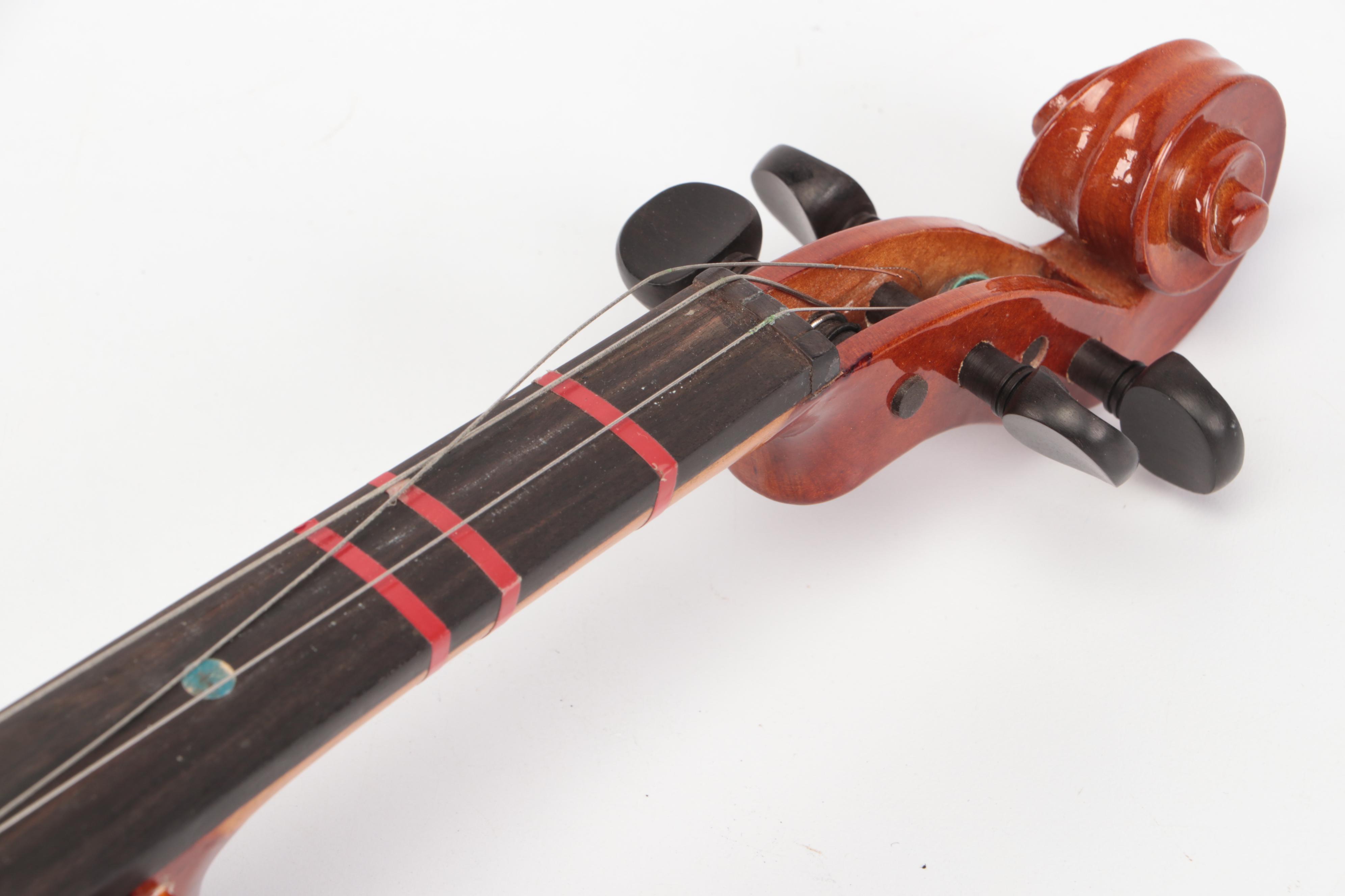 Palatino "Allegro" 4/4 Violin with Bows & Case