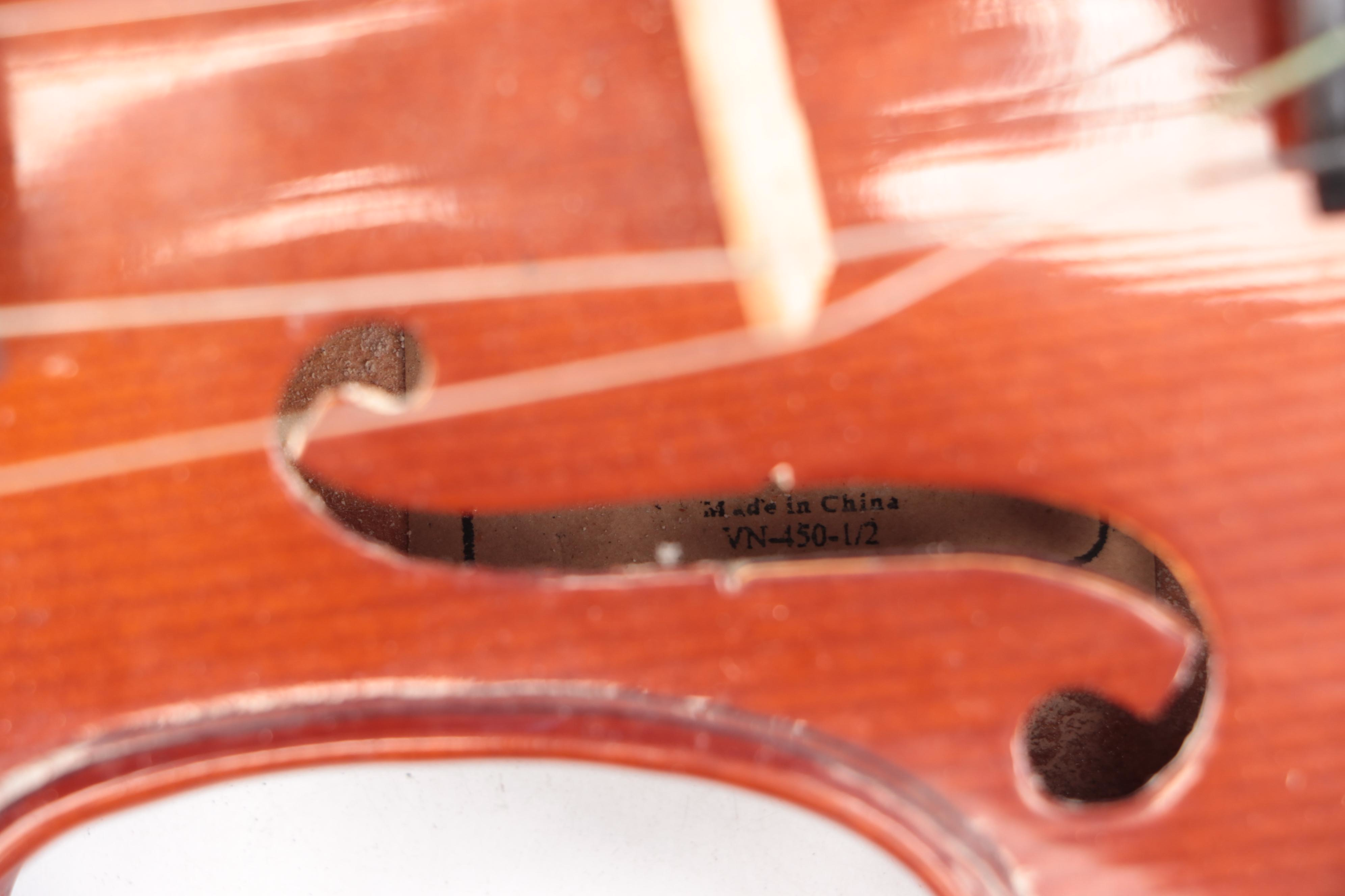 Palatino "Allegro" 4/4 Violin with Bows & Case