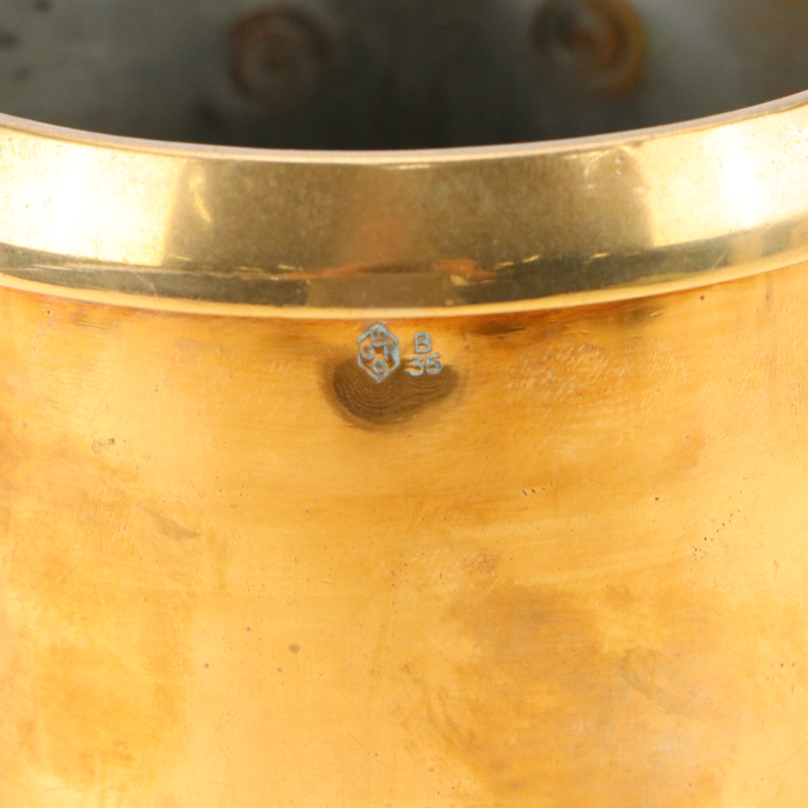 English Brass Finish Metal 1-Qt Beer Tankard