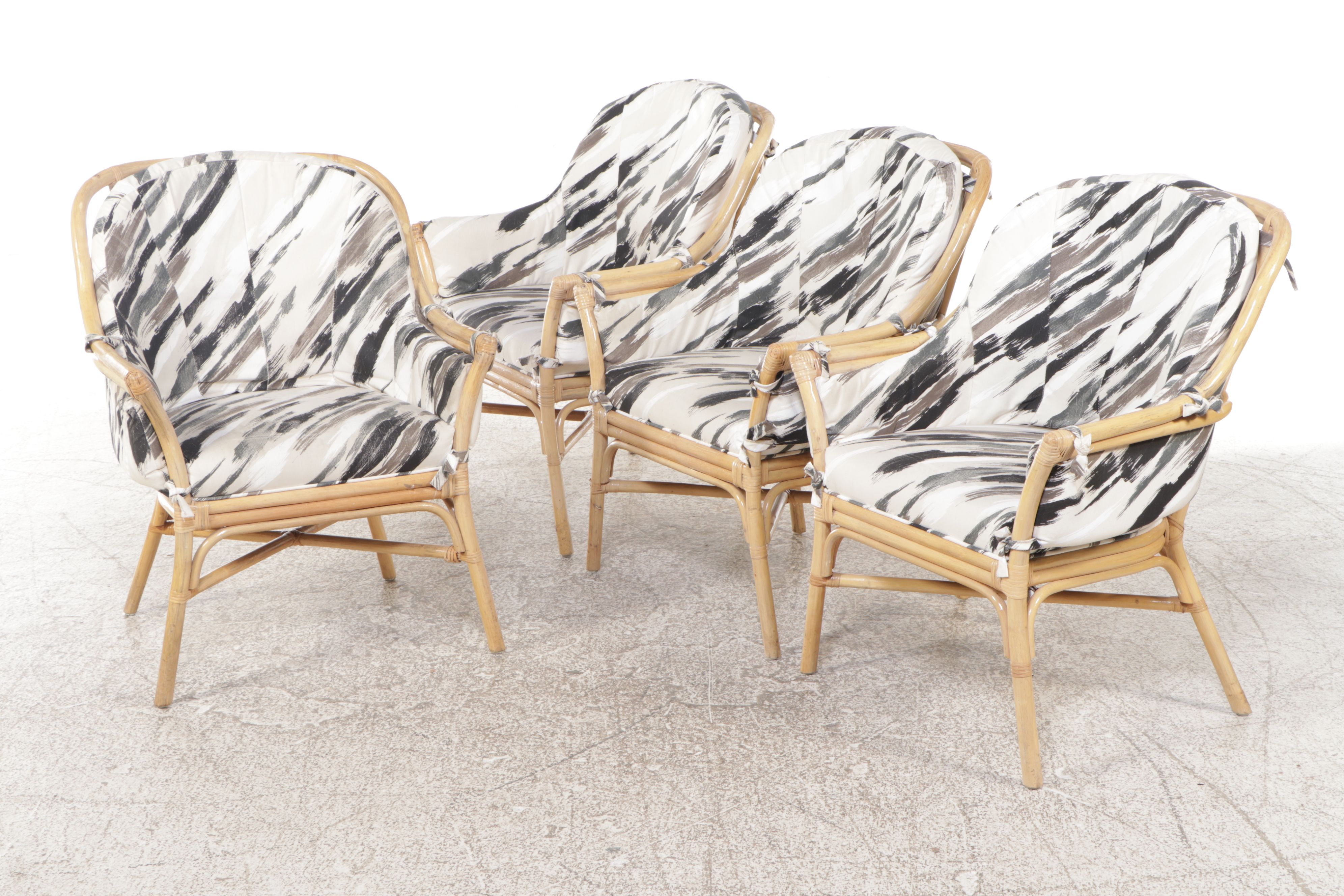 Fort Smith Chair Co. Rattan and Glass Five-Piece Dining Set, Late 20th Century