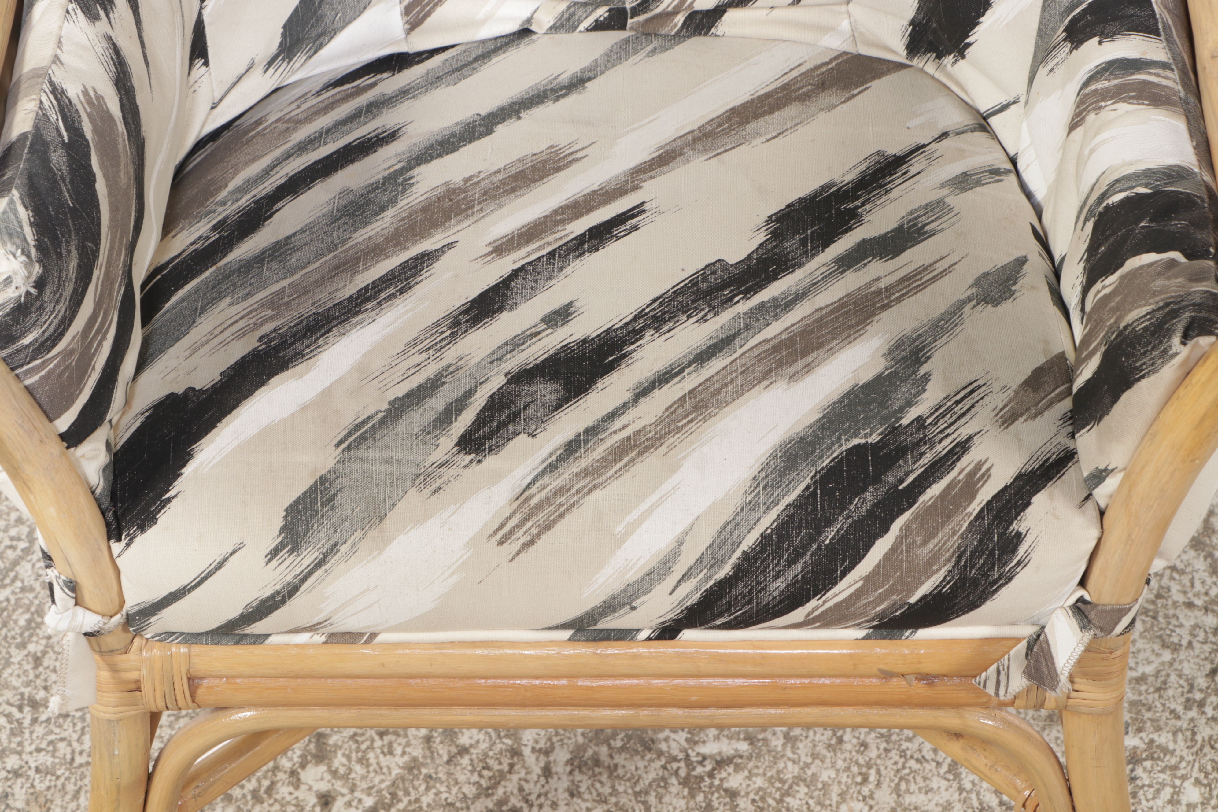 Fort Smith Chair Co. Rattan and Glass Five-Piece Dining Set, Late 20th Century