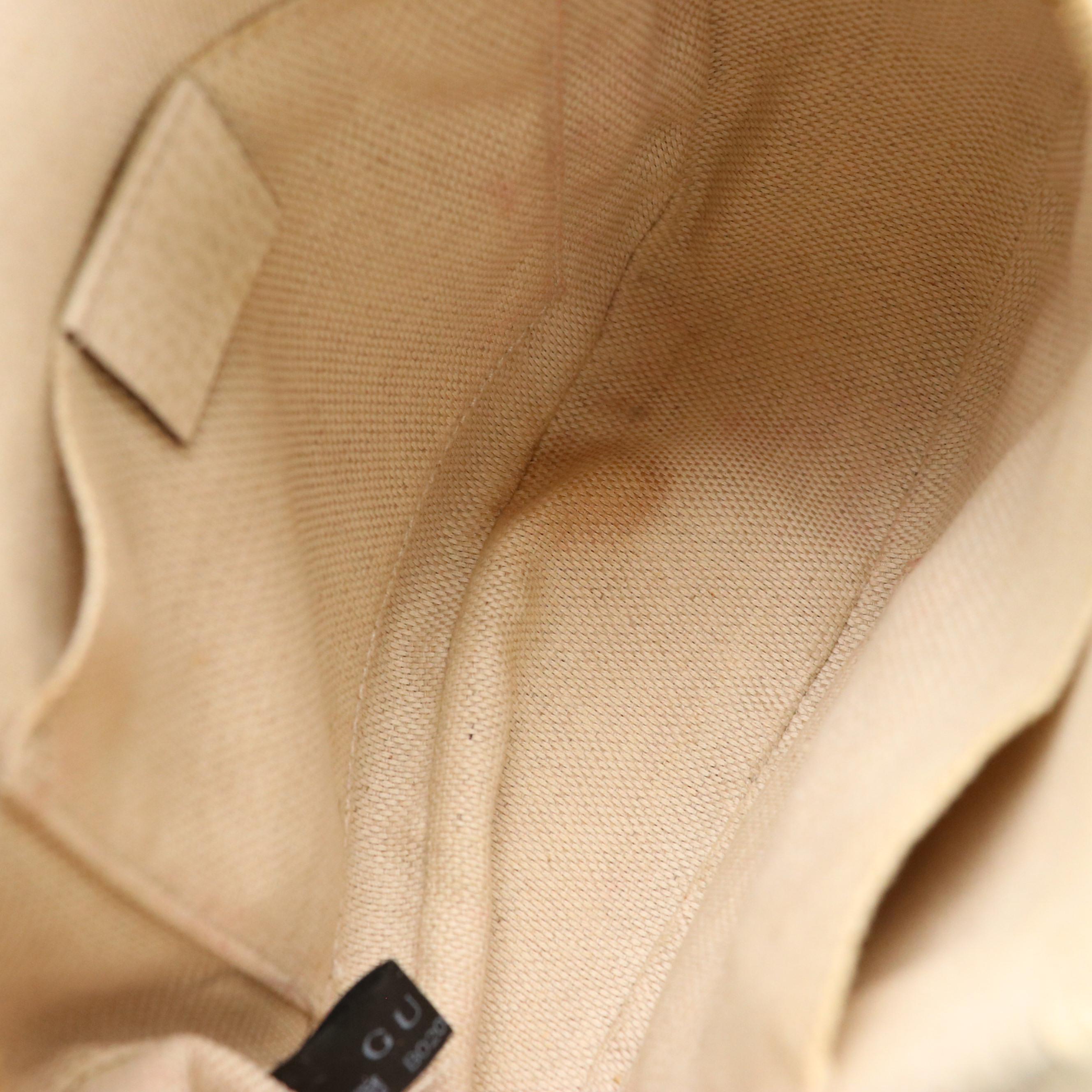 Gucci Soho Disco Crossbody Bag in Red, White and Blue Grained Leather