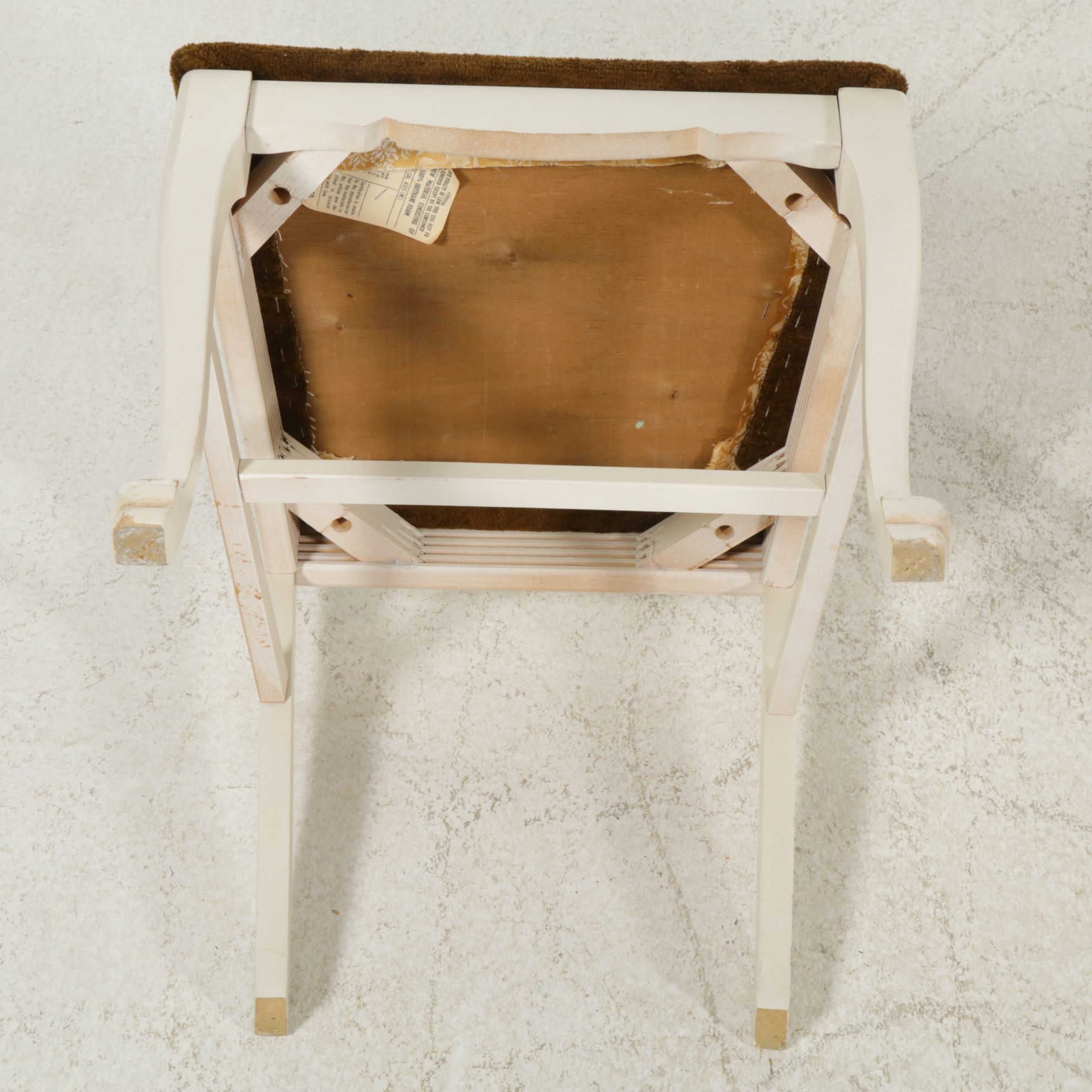 Johnson Carper French Provincial Painted Vanity Table and Chair, Mid-20th C