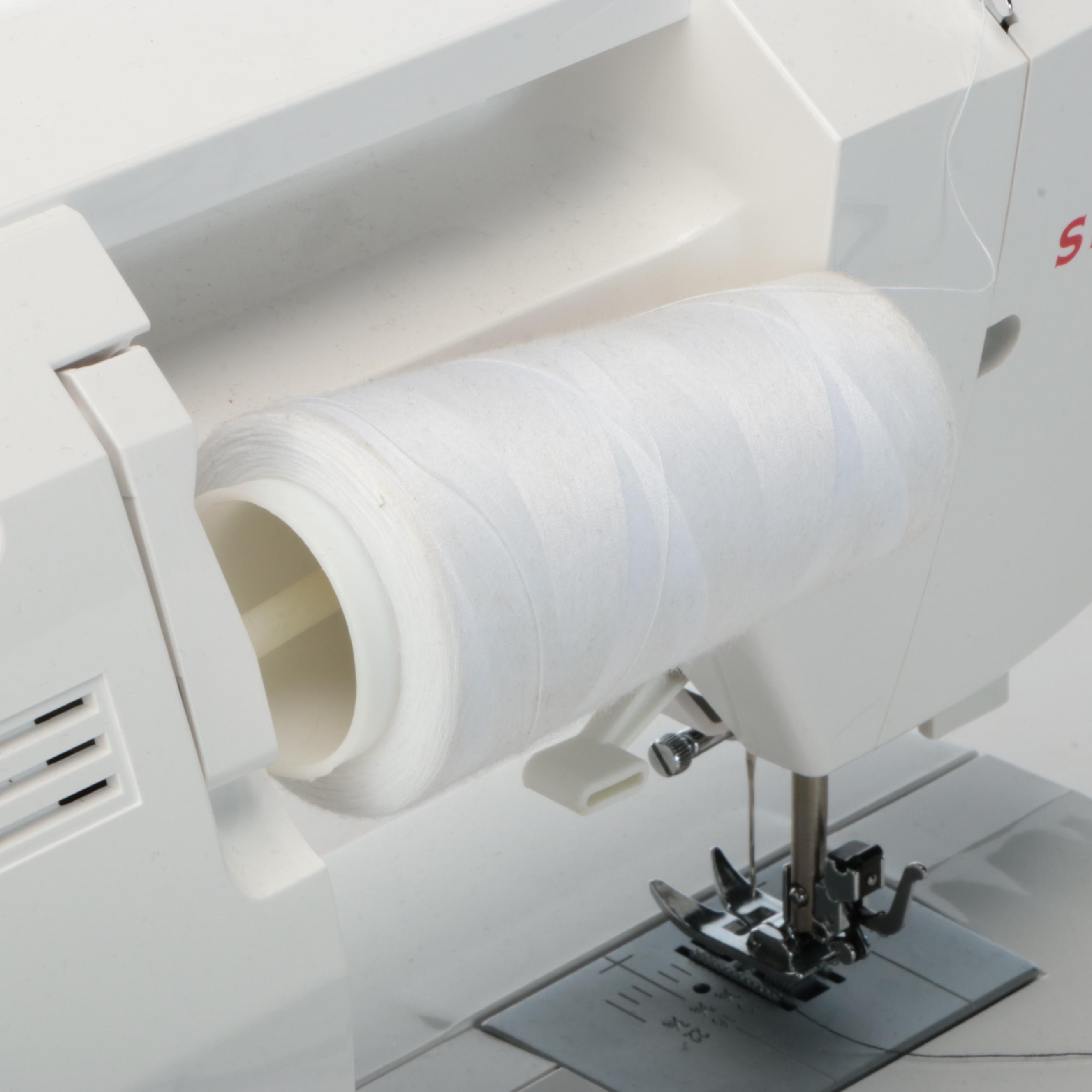 Singer "Fashion Mate" Electric Sewing Machine