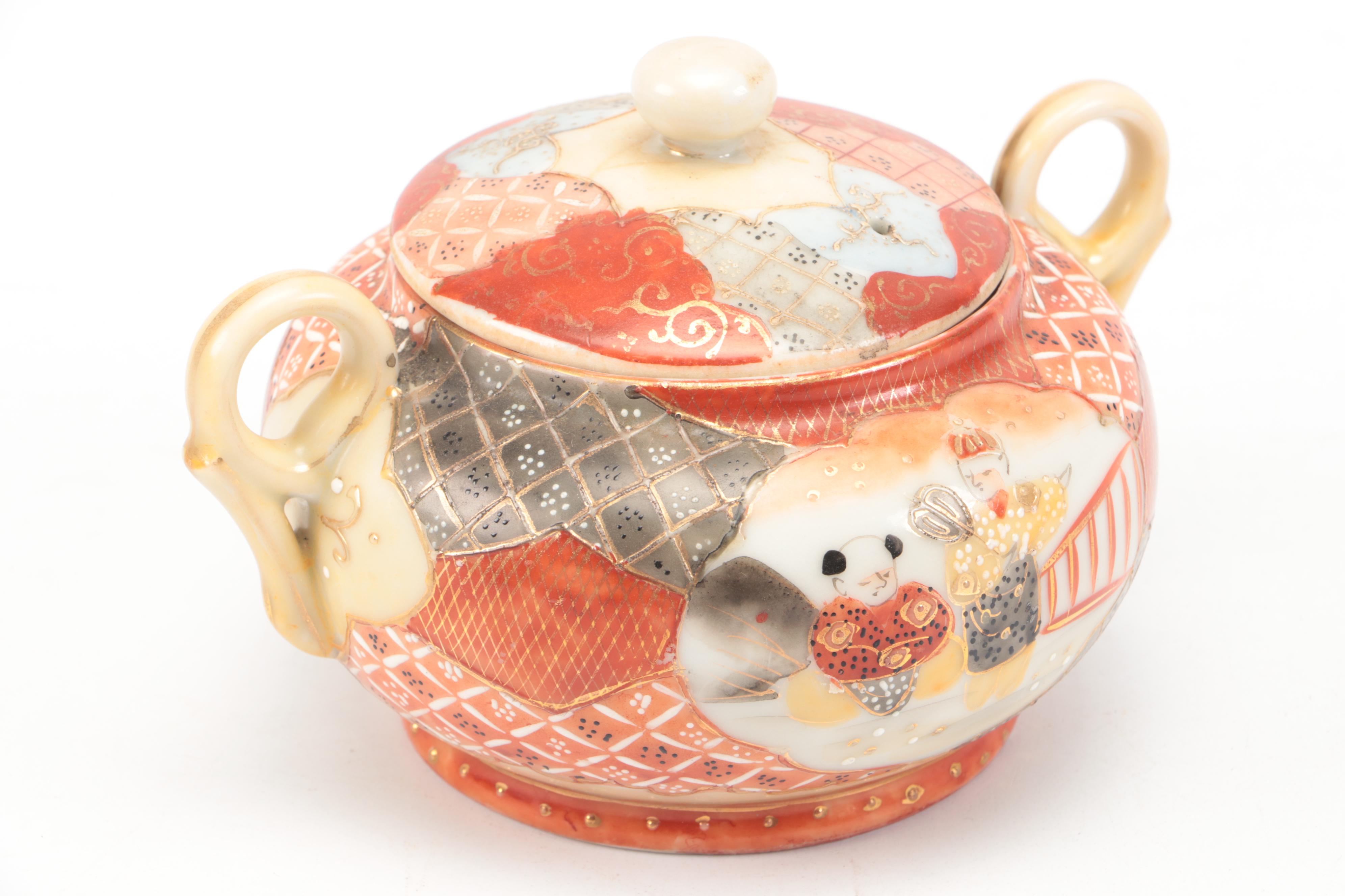 Japanese Kutani Porcelain Teapot and Sugar Bowl, Early 20th Century