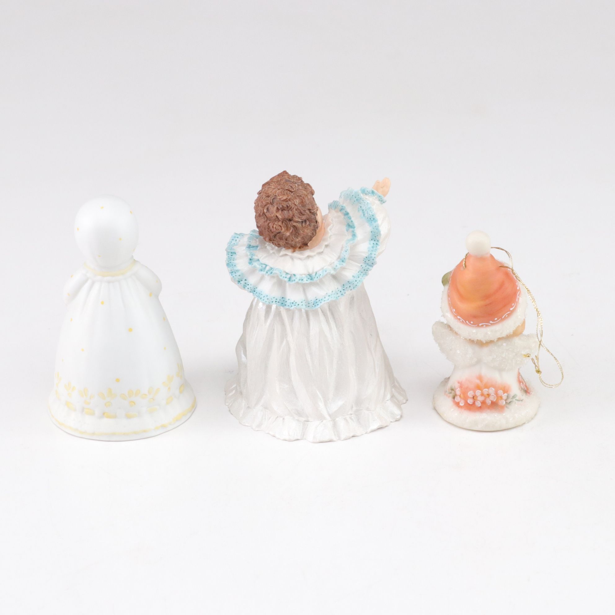 Grace Kemper Hand-Decorated Egg with "Holiday Surprise" and More Decor, 1980s