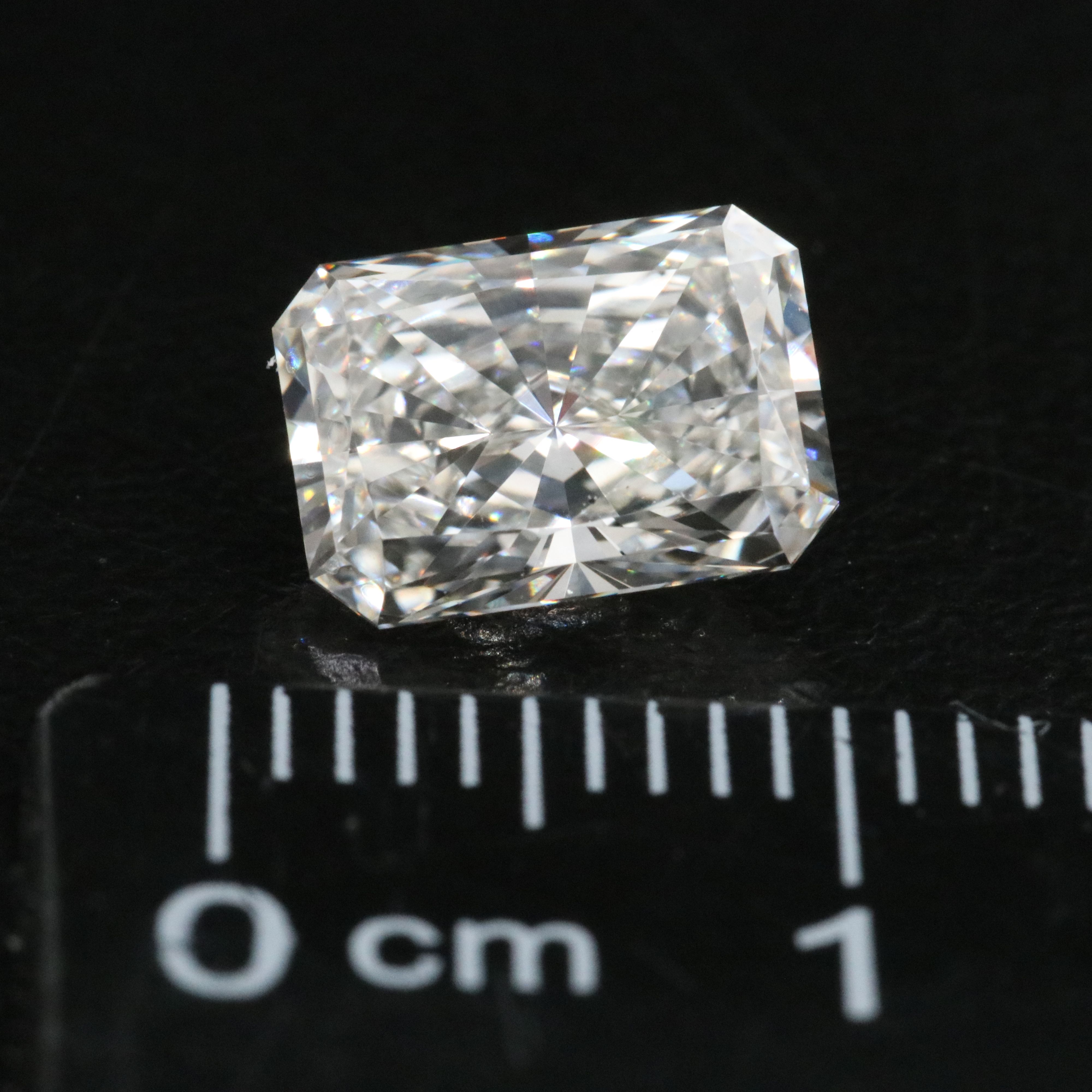 Loose 1.91 CT Lab Grown Diamond with IGI Report